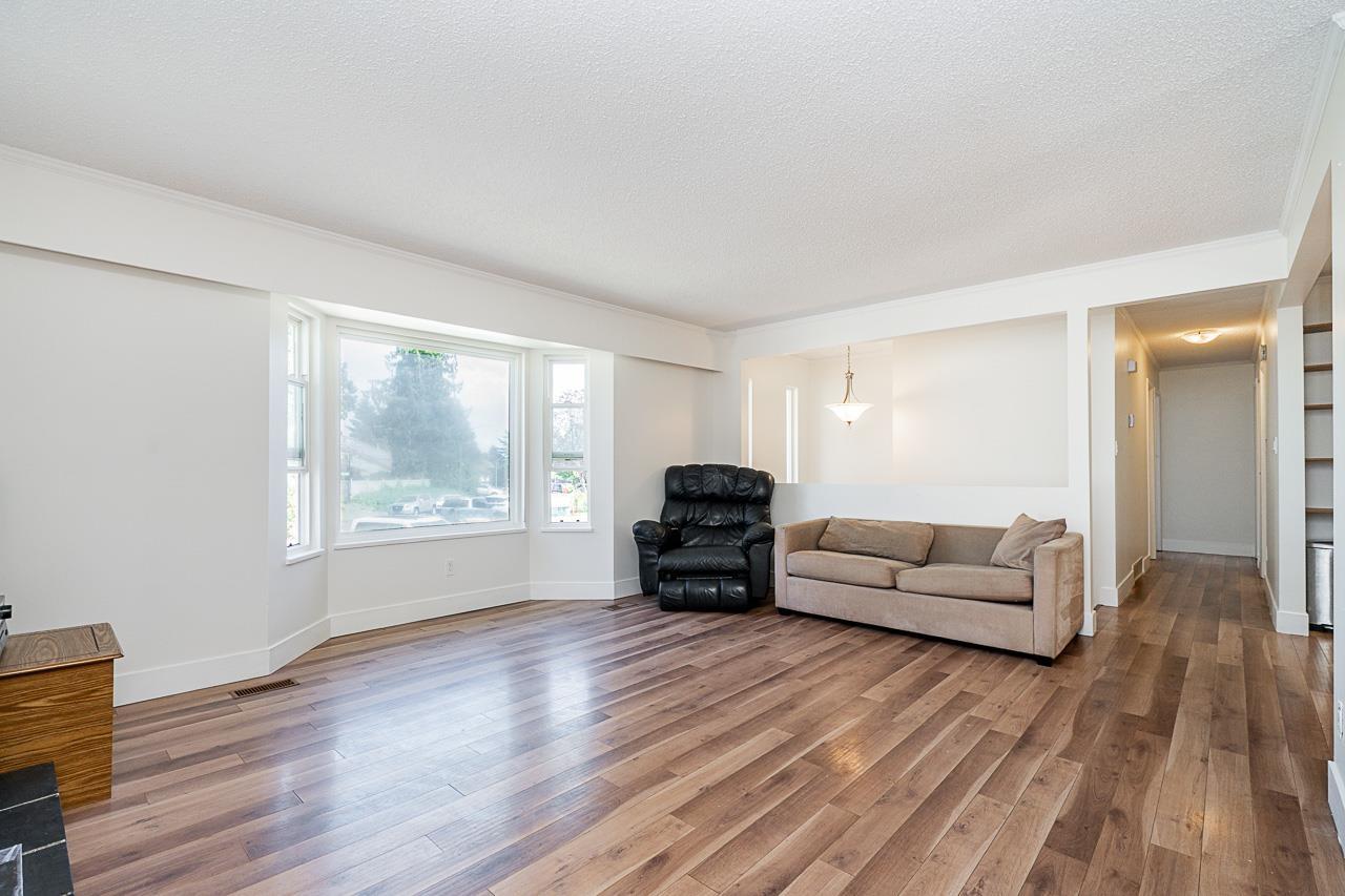 Photo 6 of 11856 77 A Avenue, Delta BC