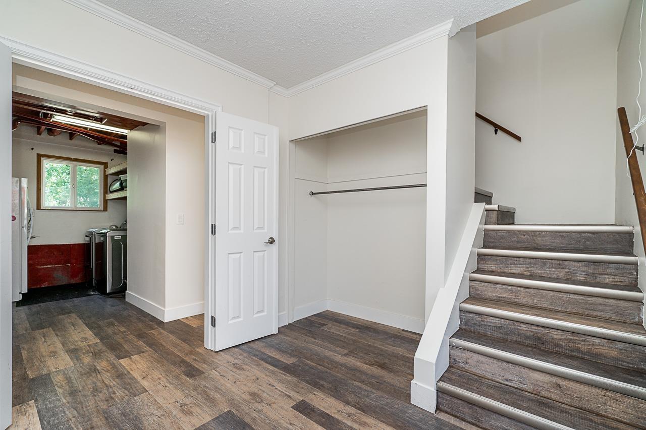 Photo 4 of 11856 77 A Avenue, Delta BC