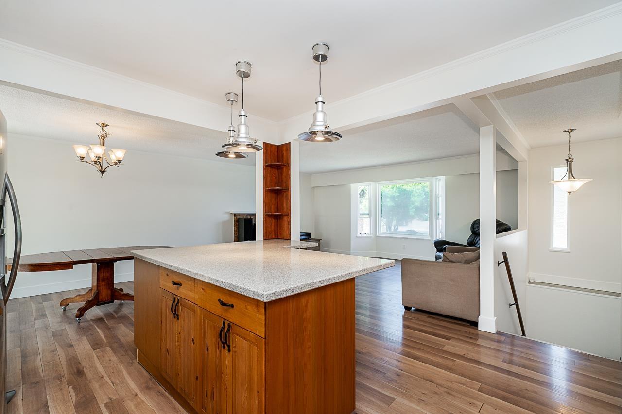 Photo 13 of 11856 77 A Avenue, Delta BC