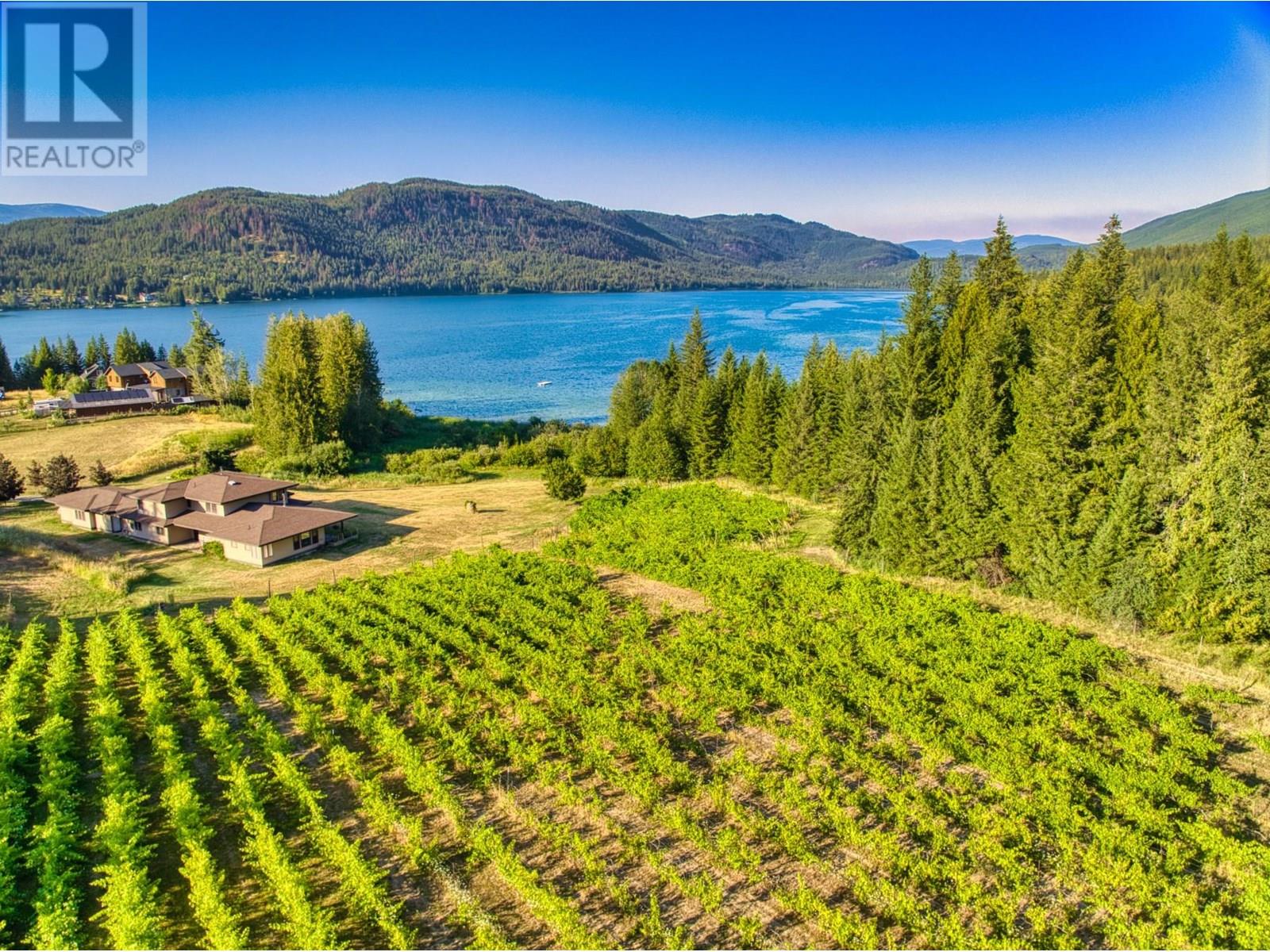 Photo 2 of 3832 Pakka Road, White Lake BC