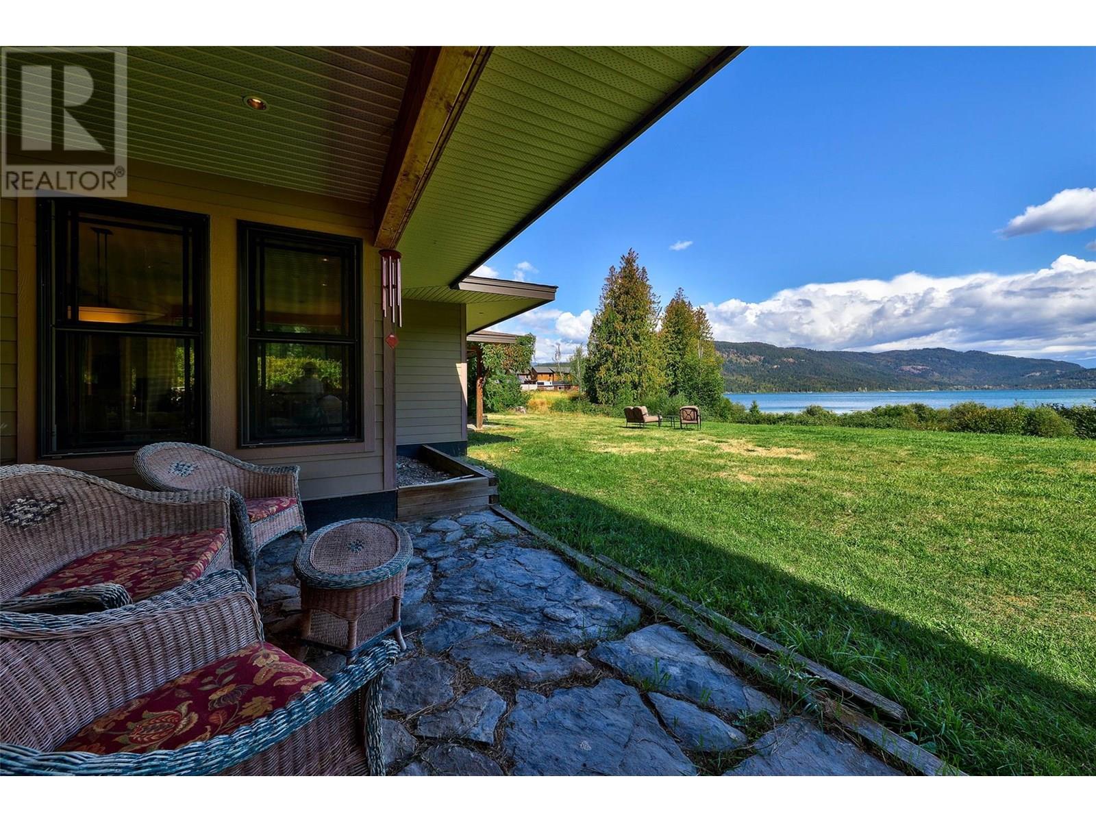 Photo 10 of 3832 Pakka Road, White Lake BC