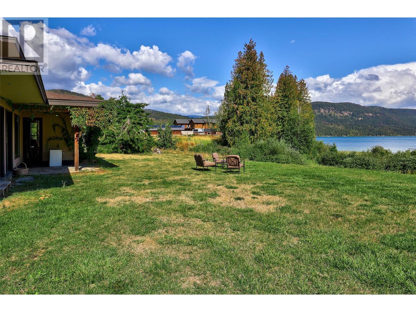 Photo 13 of 3832 Pakka Road, White Lake BC