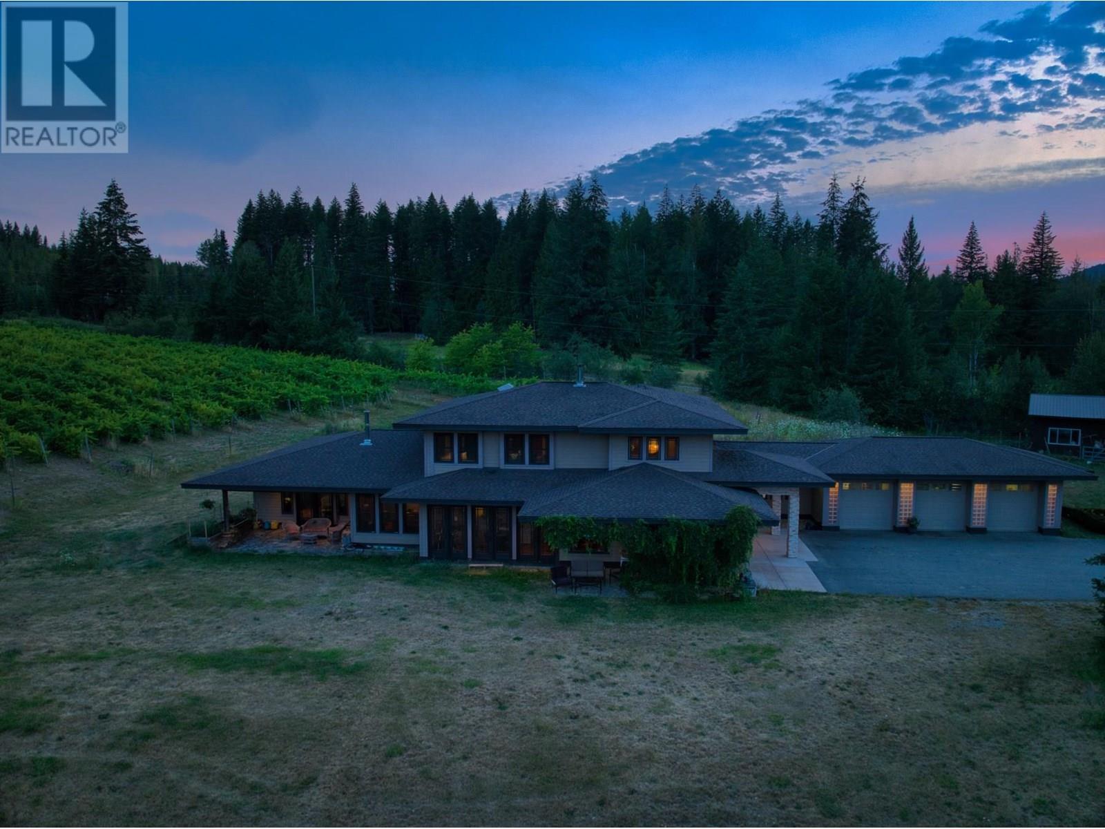 Photo 32 of 3832 Pakka Road, White Lake BC