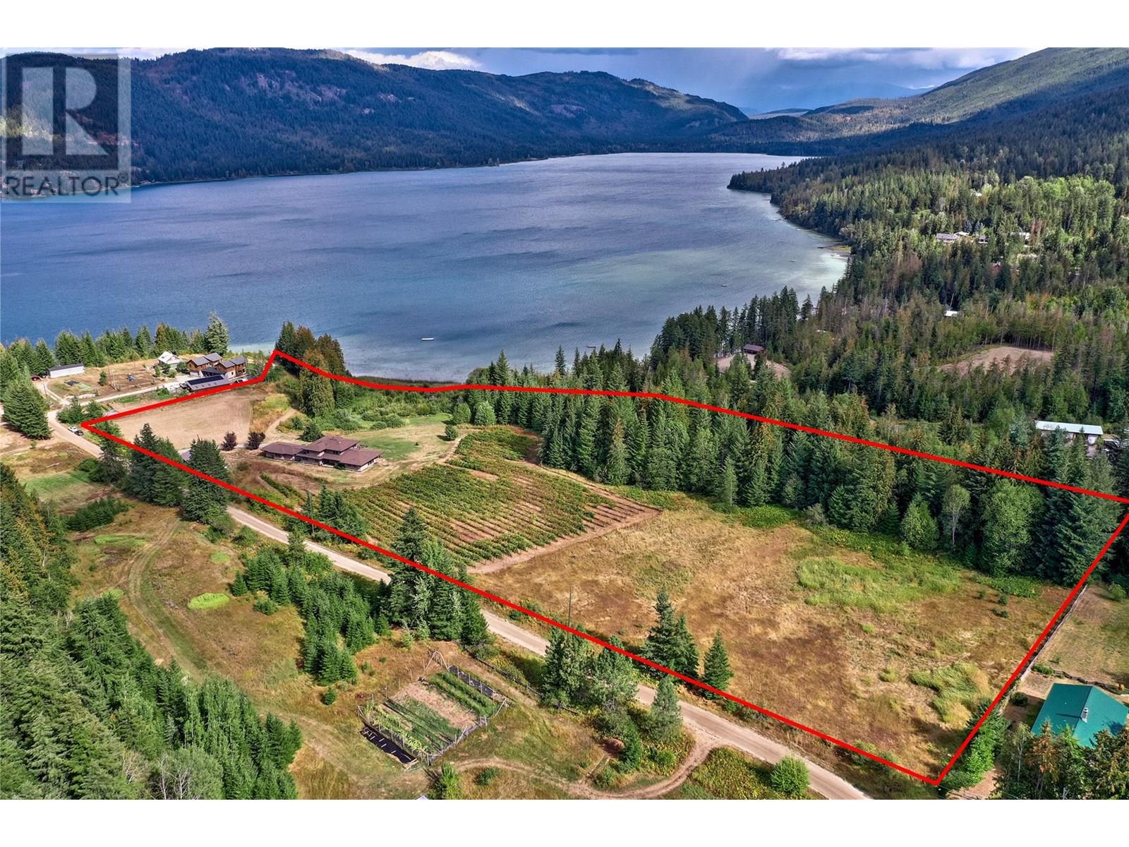 Photo 31 of 3832 Pakka Road, White Lake BC