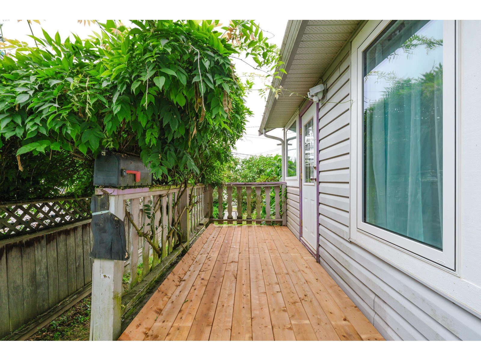 Photo 9 of 32881 1st Avenue, Mission BC