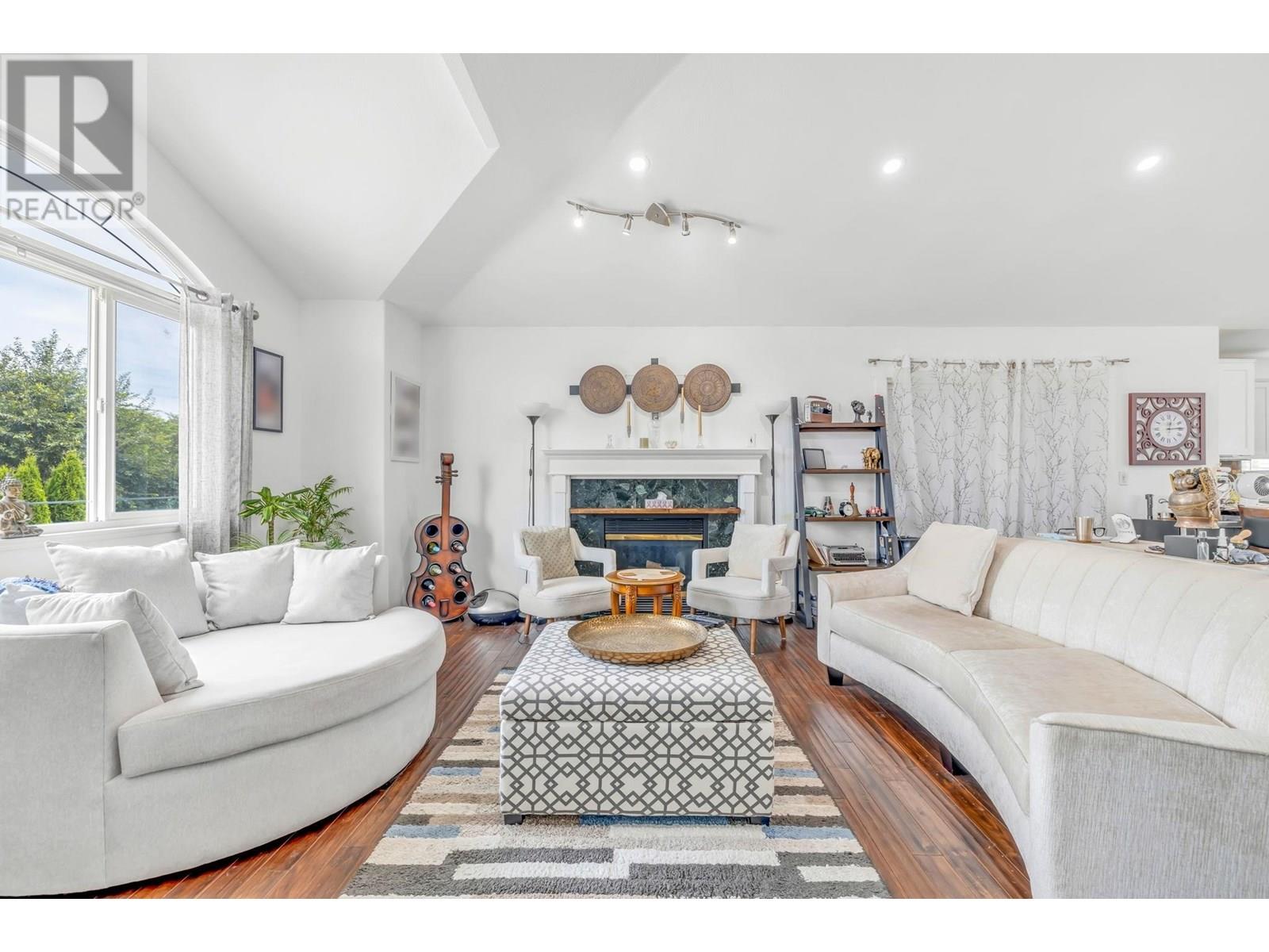 Photo 14 of 20558 122 Avenue, Maple Ridge BC