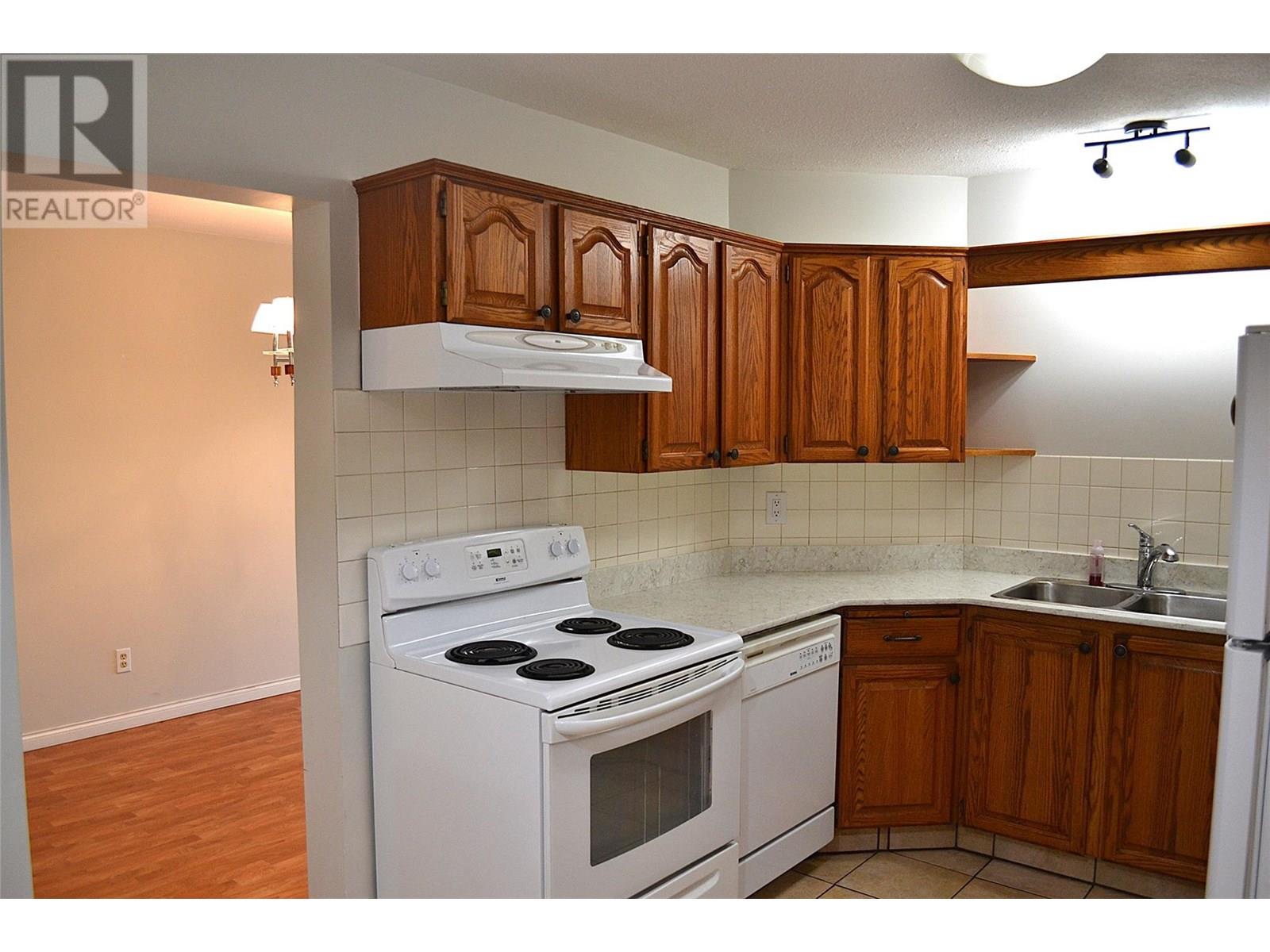 204 1170 Brookside Avenue, Kelowna