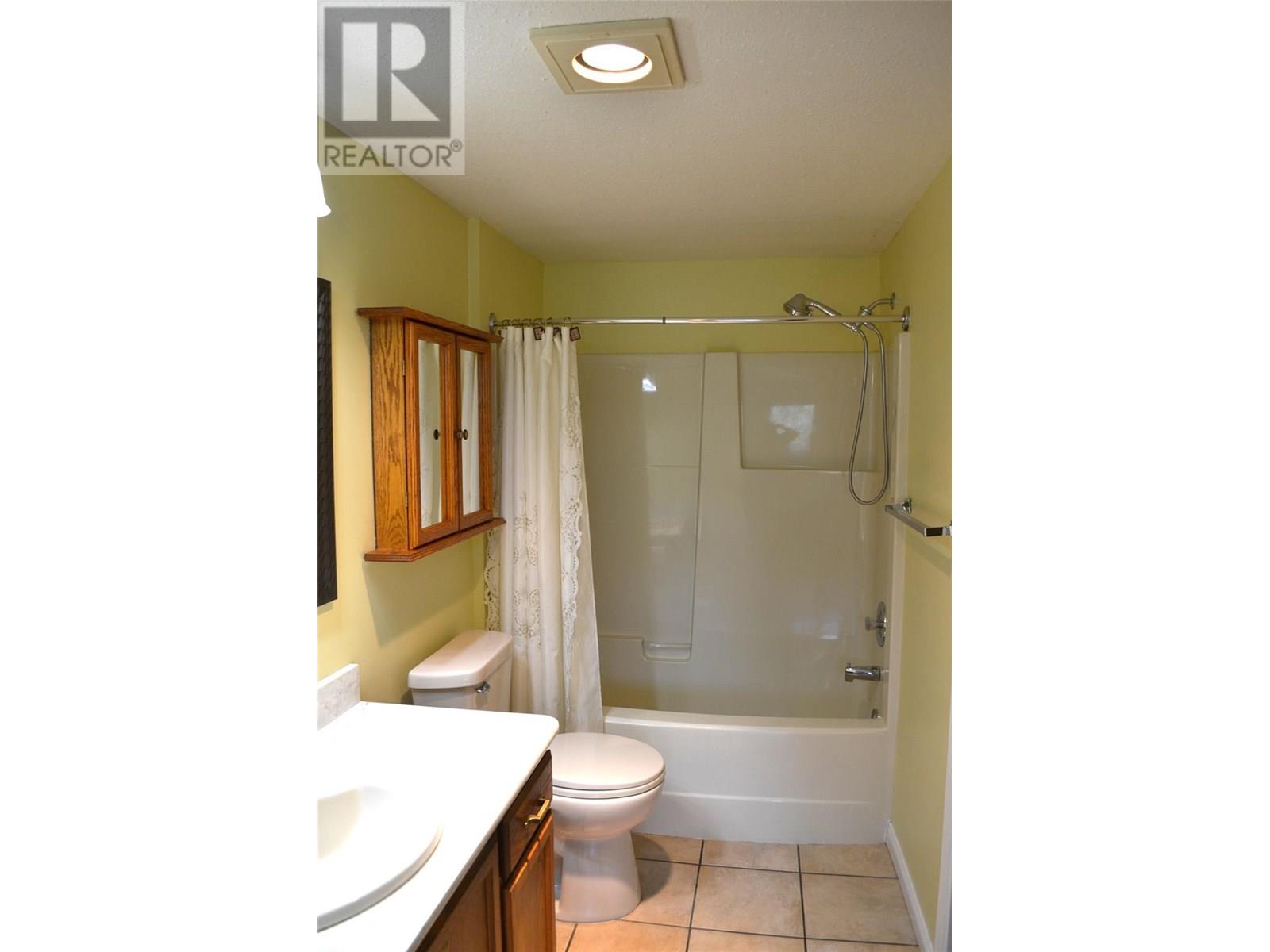 204 1170 Brookside Avenue, Kelowna