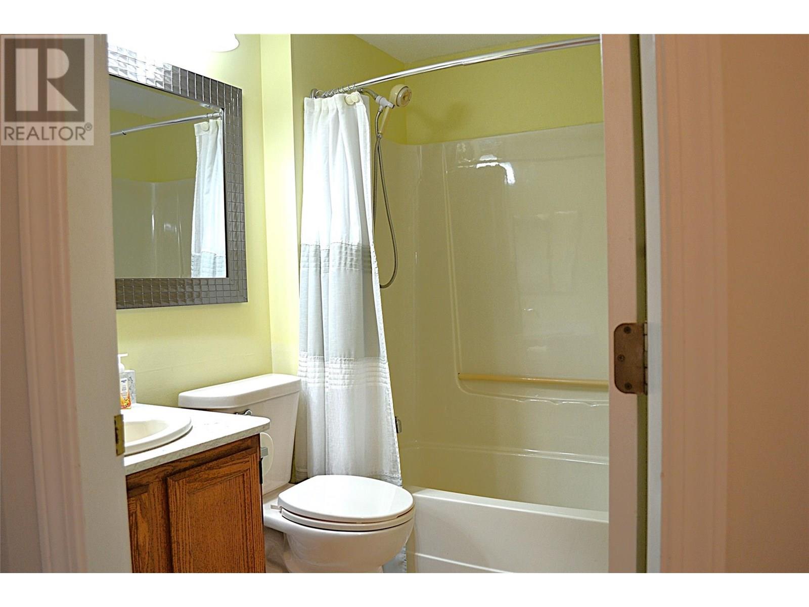 204 1170 Brookside Avenue, Kelowna