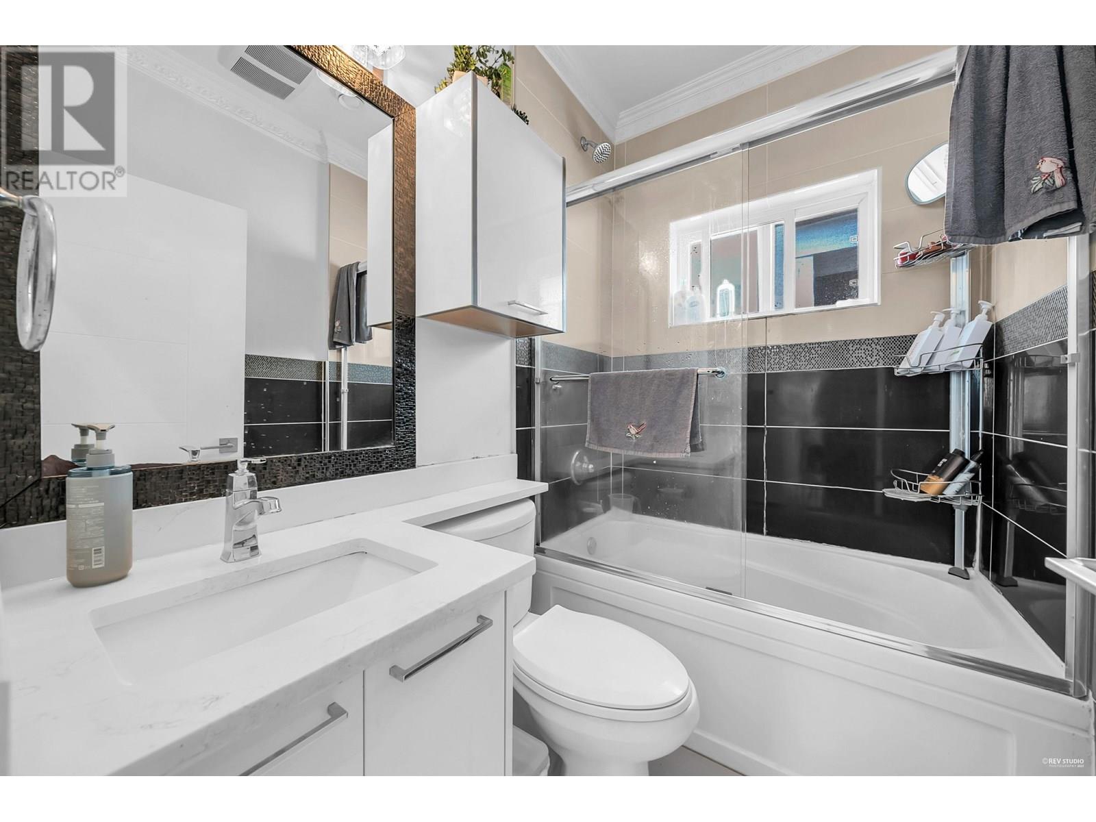 Photo 18 of 765 Skeena Street, Vancouver BC