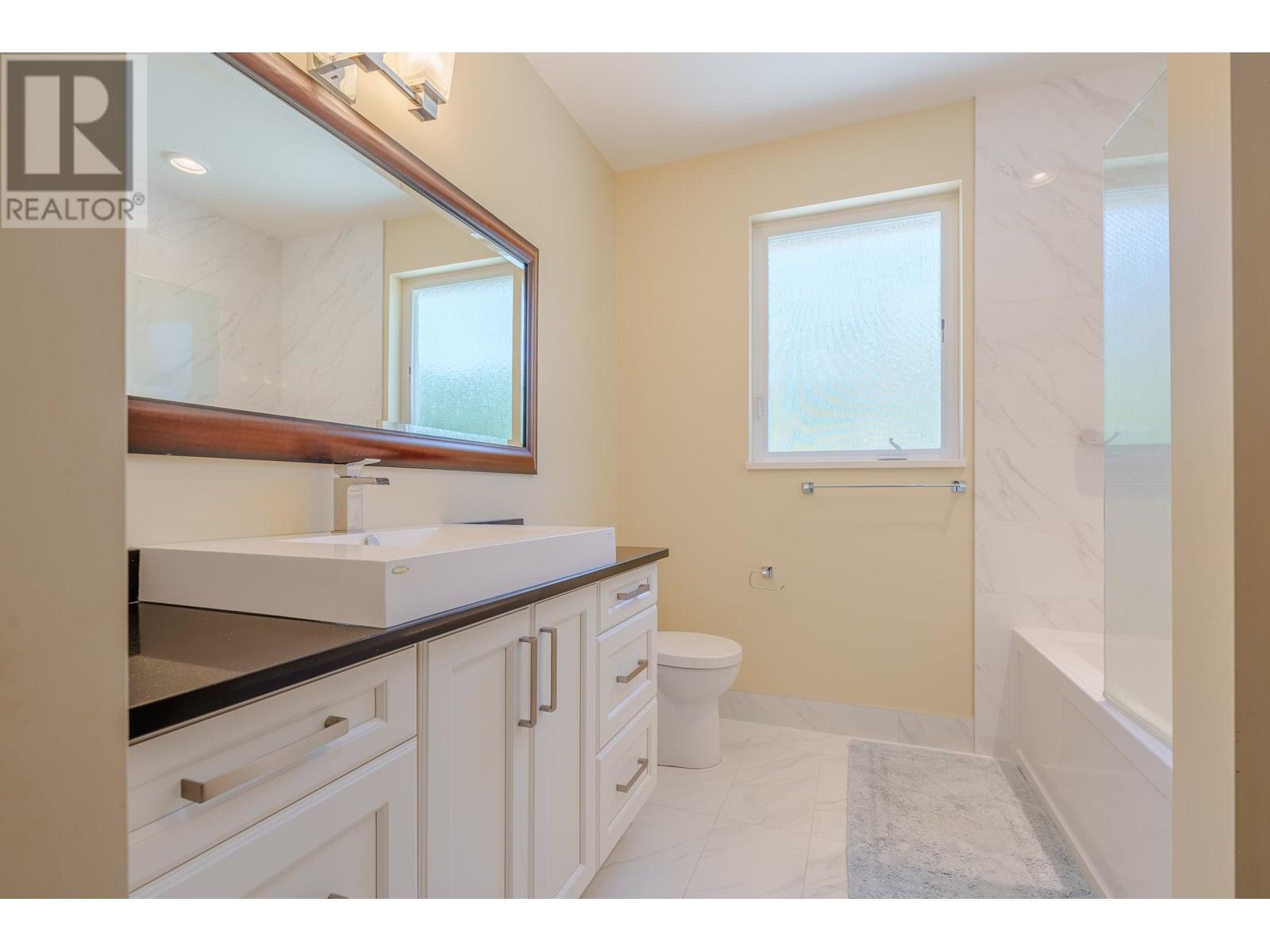 10825 WOOD BAY RIDGE ROAD, Halfmoon Bay