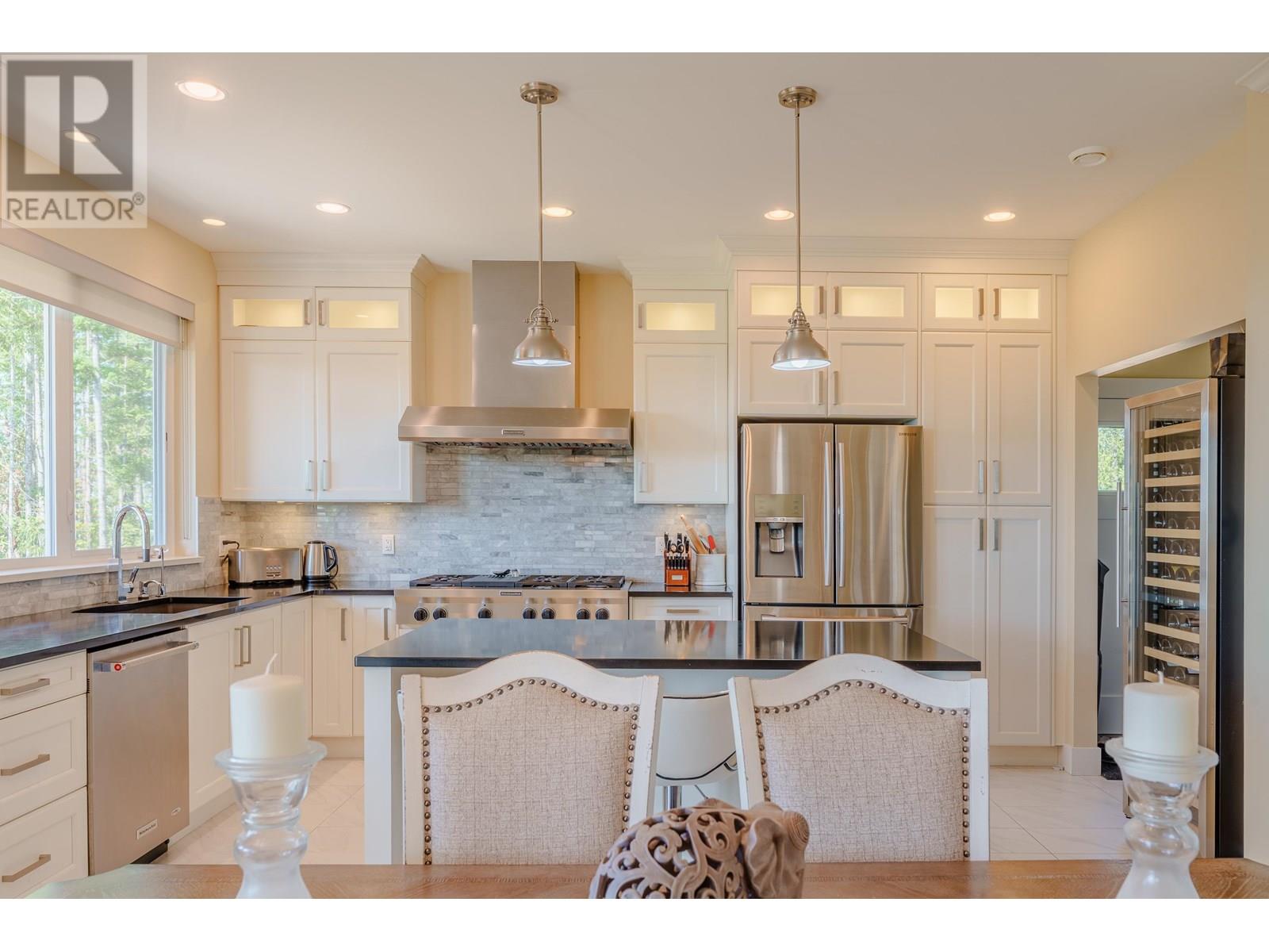 10825 WOOD BAY RIDGE ROAD, Halfmoon Bay