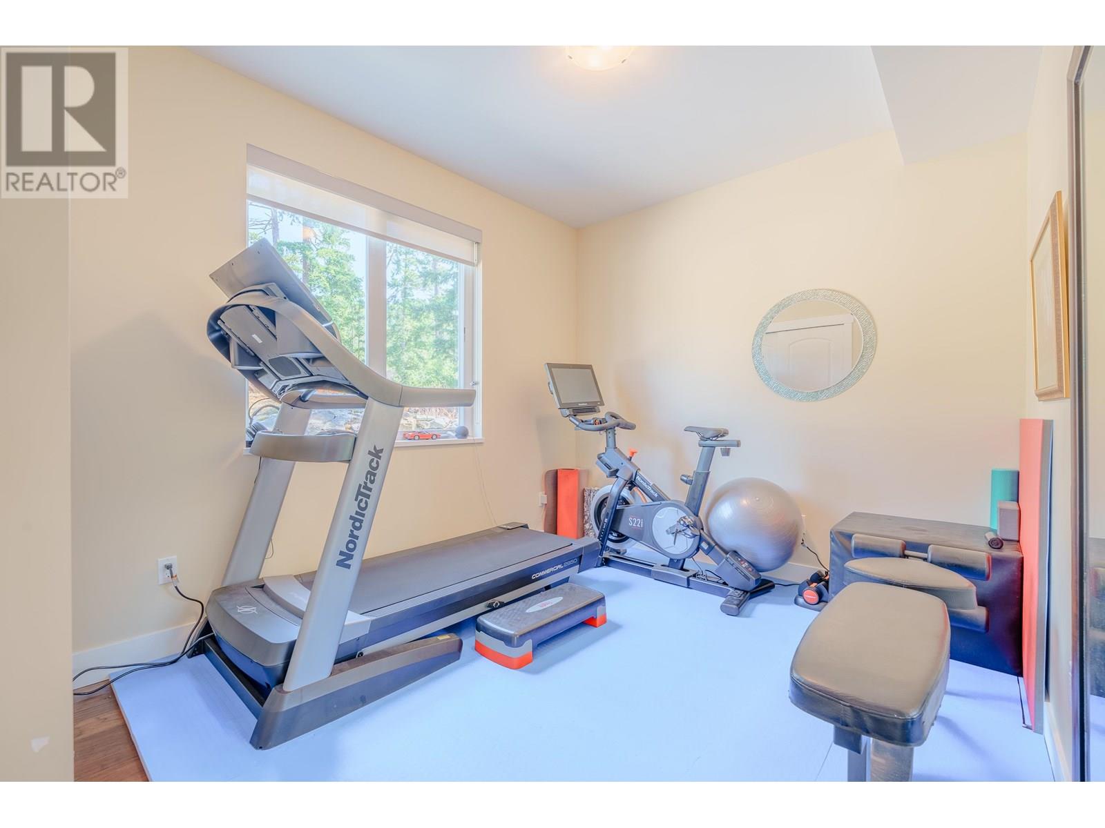 10825 WOOD BAY RIDGE ROAD, Halfmoon Bay