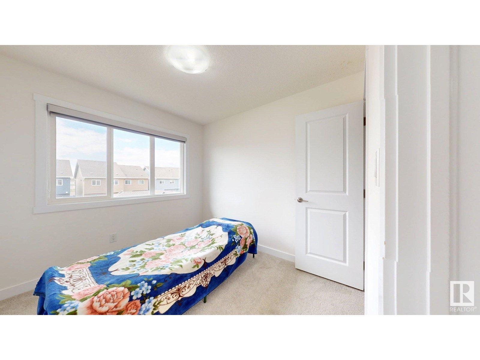 Photo 22 of 3230 4 St Nw, Edmonton AB