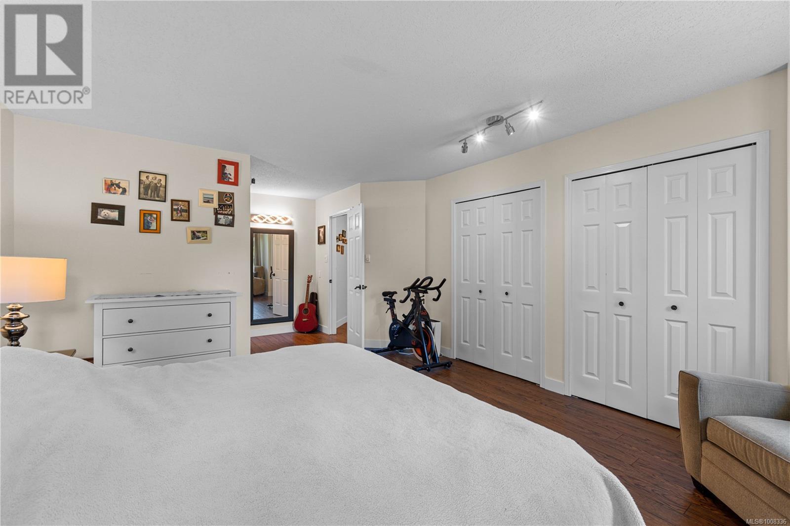 Photo 21 of 667 Tamarack Dr, Qualicum Beach BC