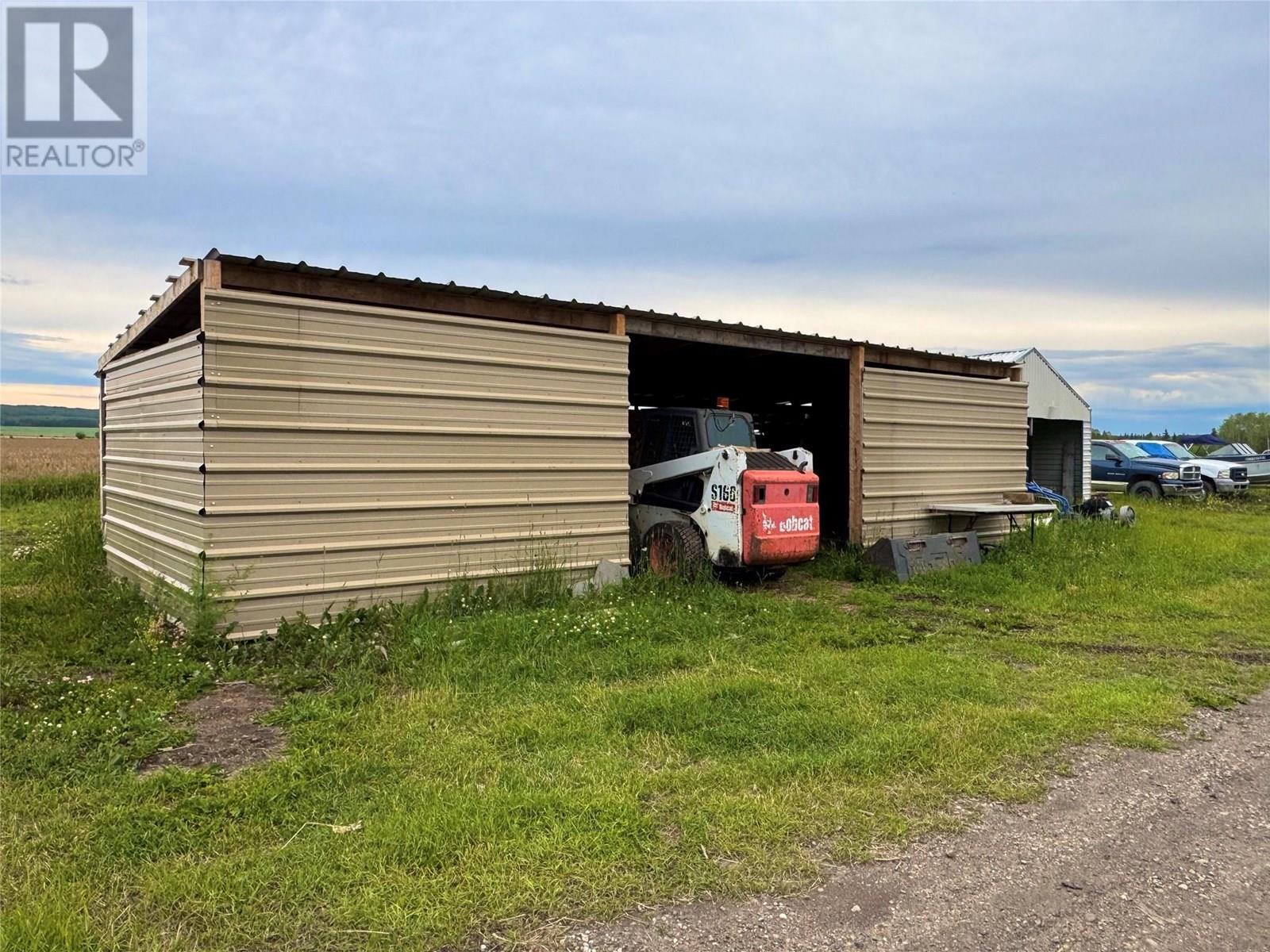 Photo 33 of 15451 Old Edmonton Highway, Dawson Creek BC