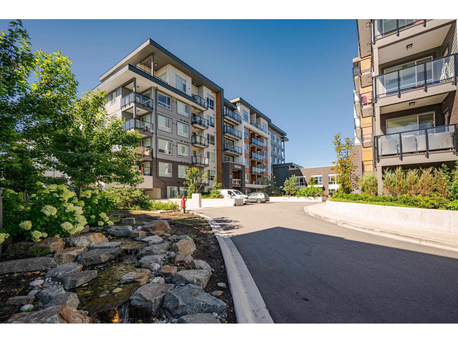 Photo 3 of B 307 20834 80 Avenue, Langley BC