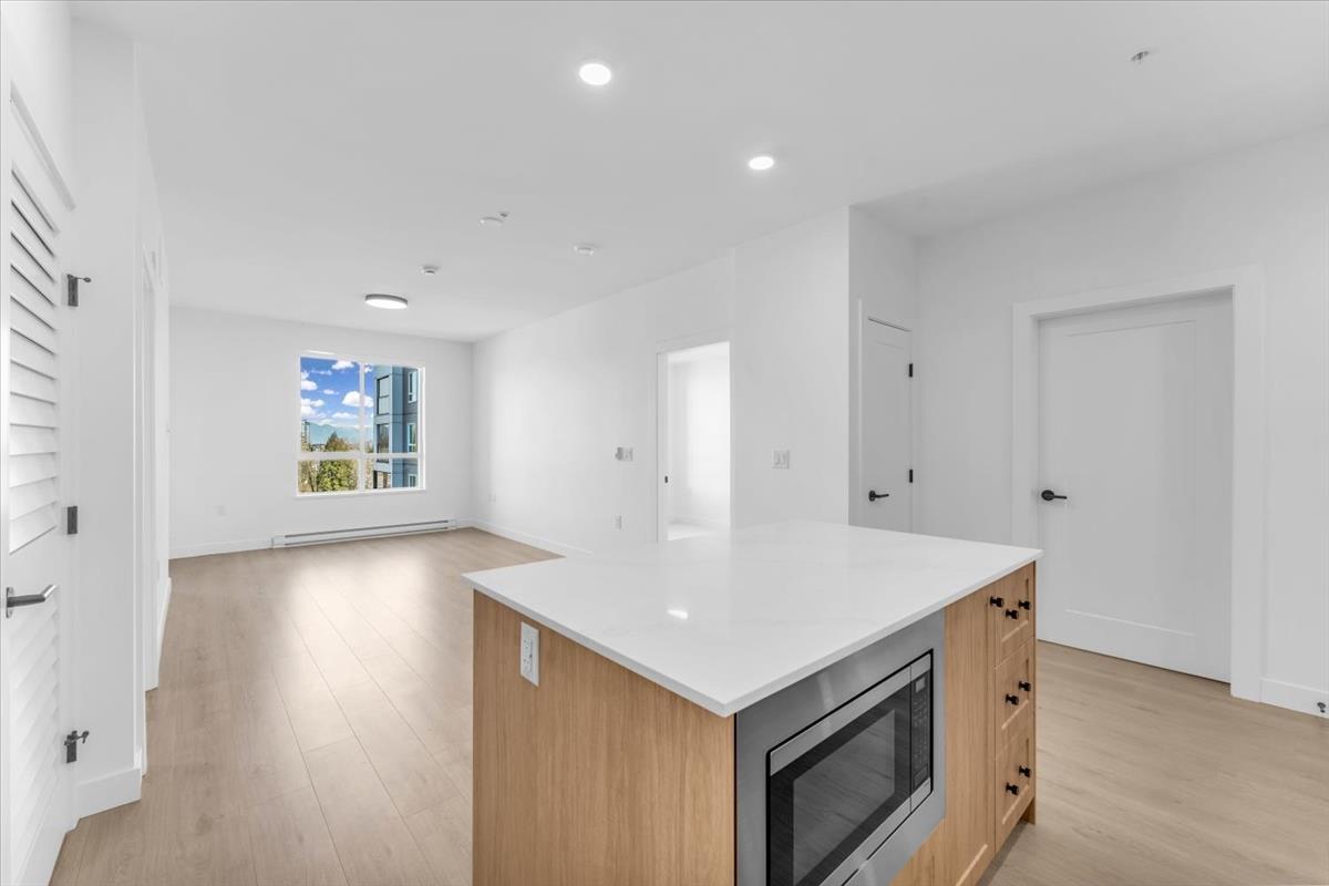 Photo 9 of 420 19979 76 Avenue, Langley BC