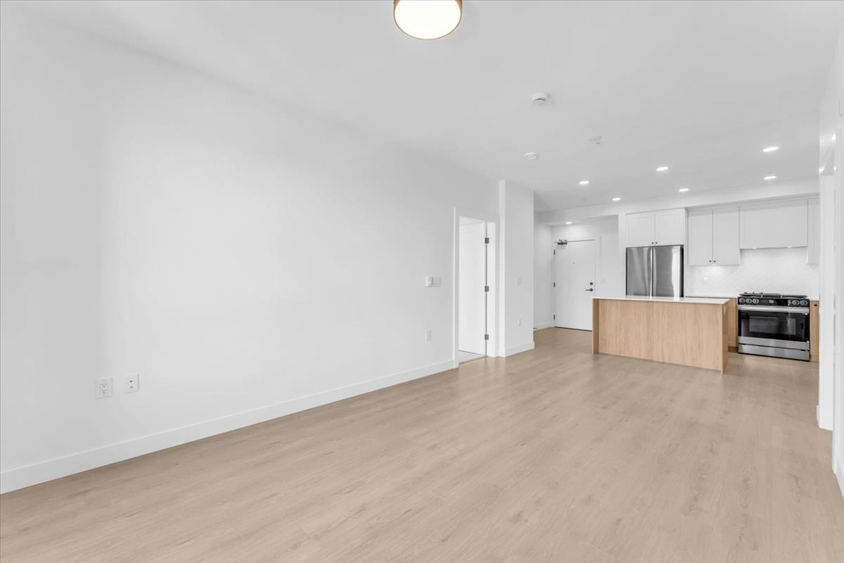 Photo 3 of 420 19979 76 Avenue, Langley BC