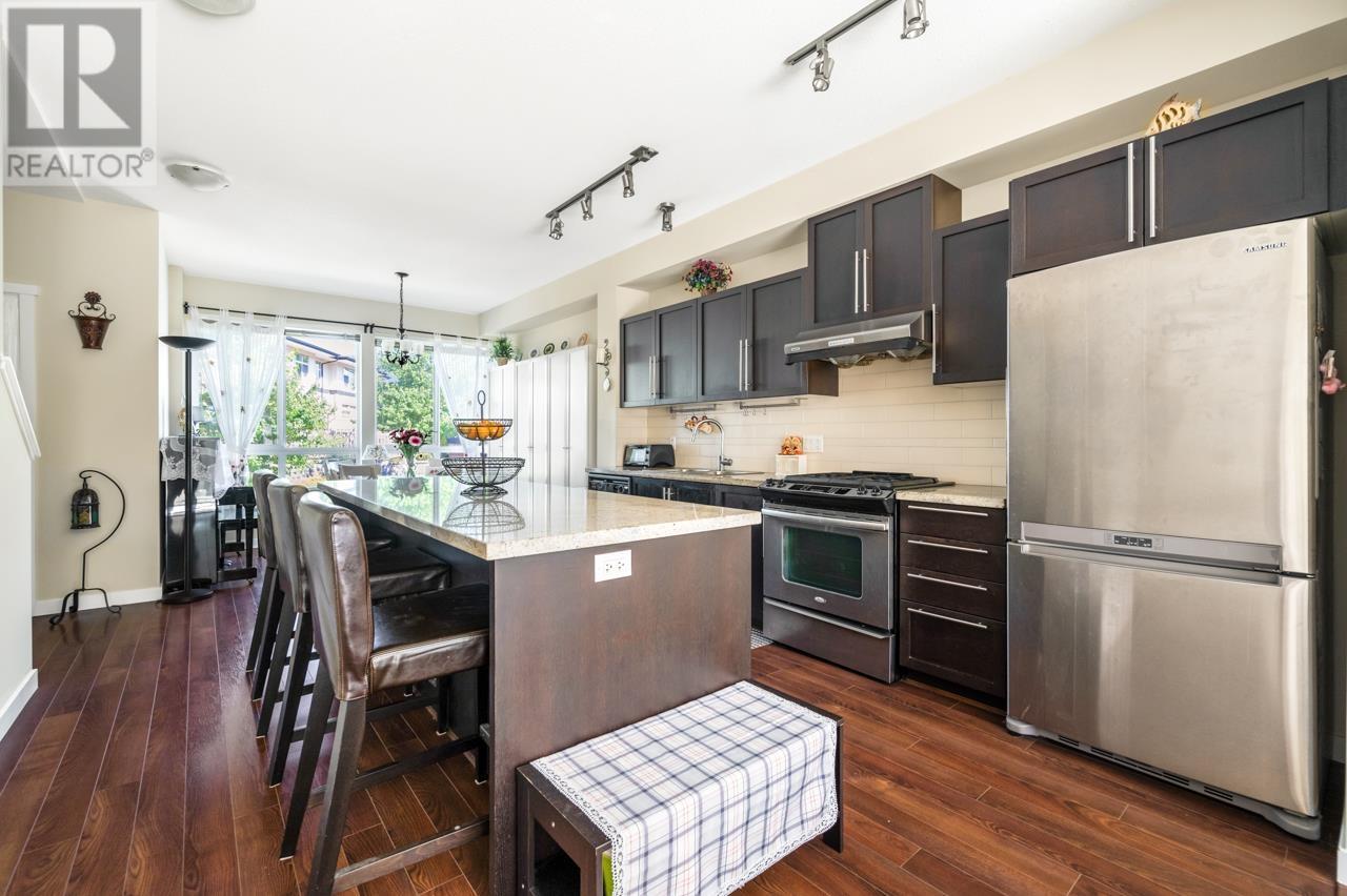 Photo 10 of 25 1125 Kensal Place, Coquitlam BC