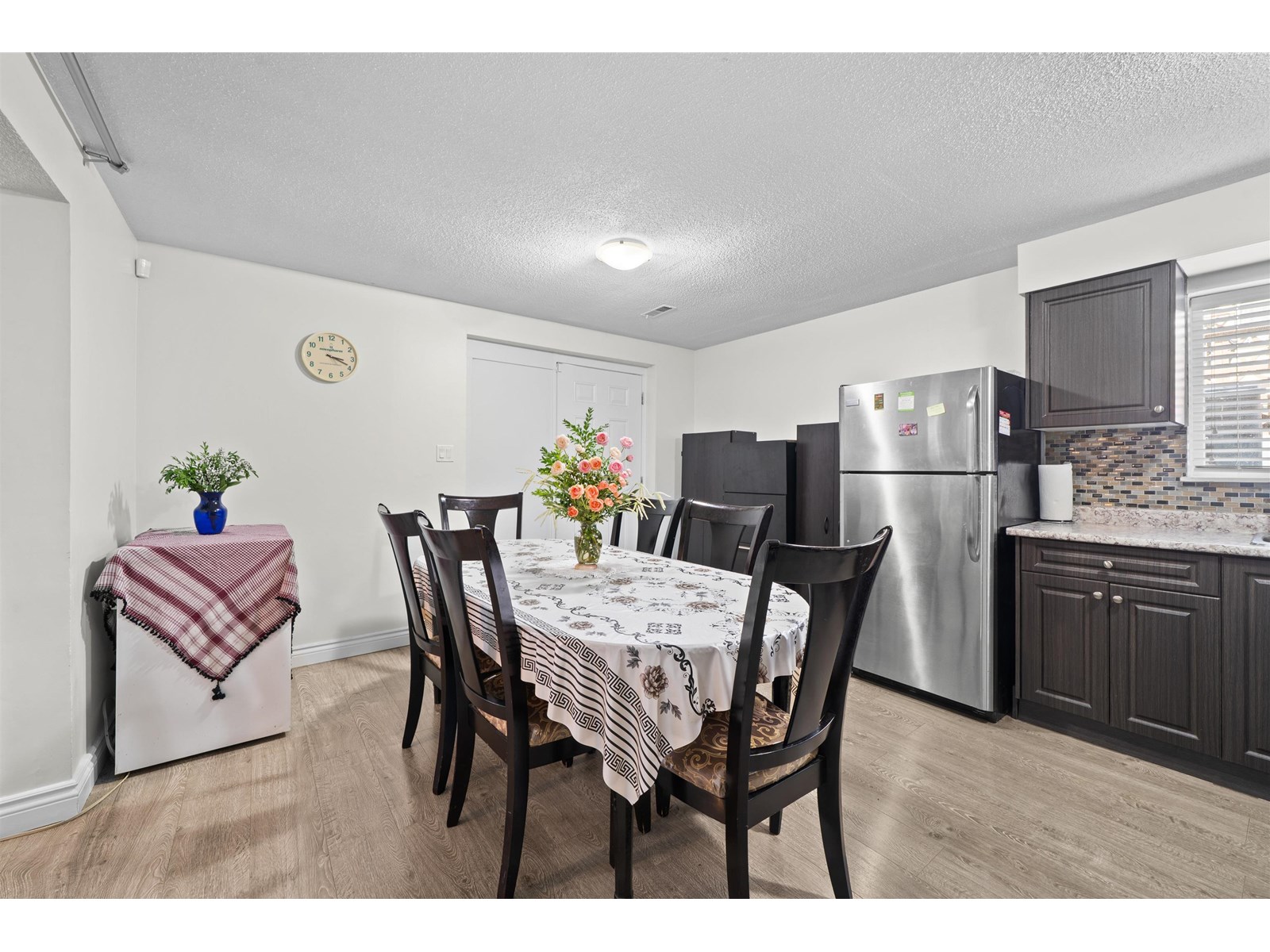 Photo 9 of 13687 112 Avenue, Surrey BC