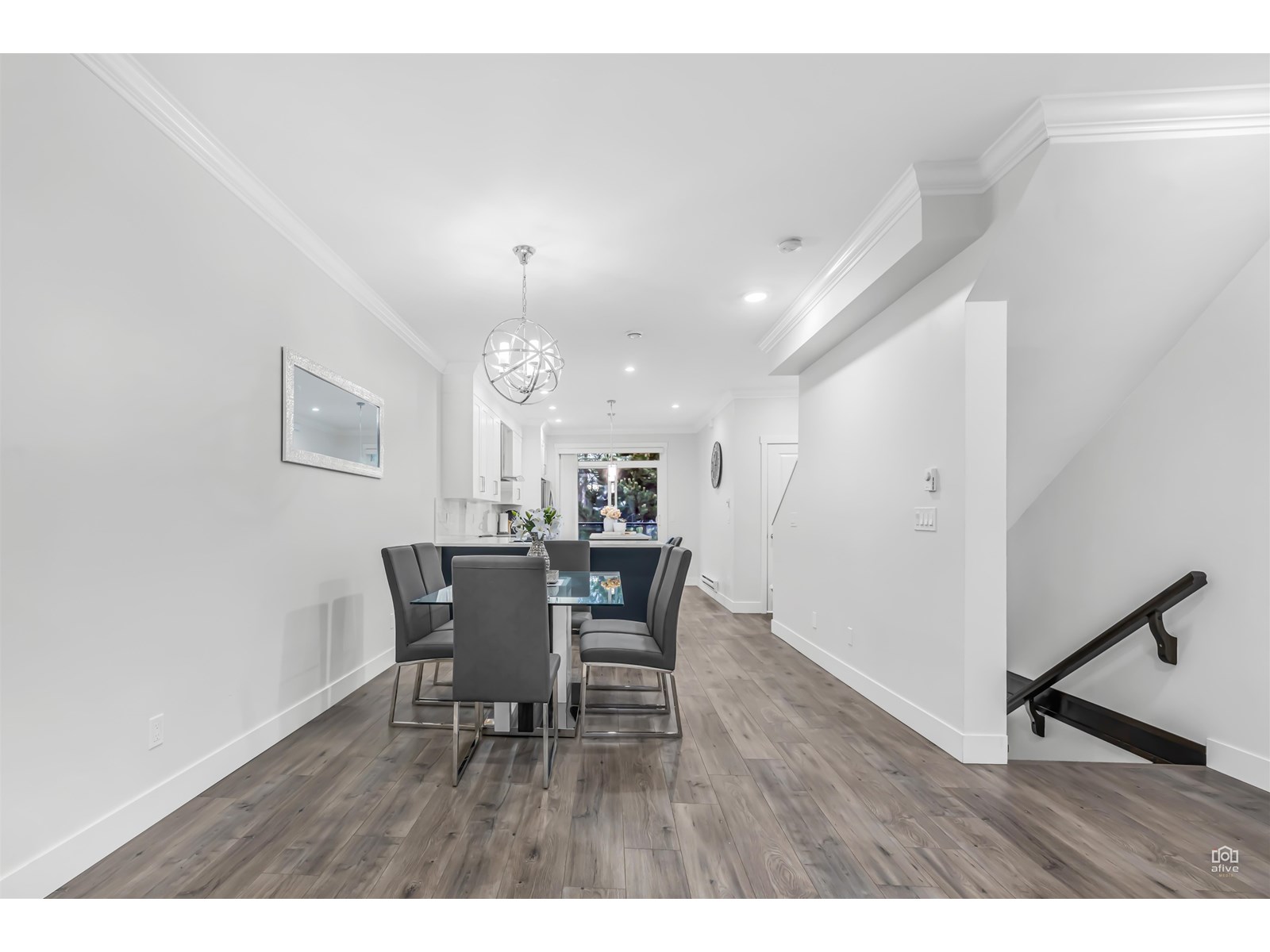 Photo 9 of 10 13898 64 Avenue, Surrey BC