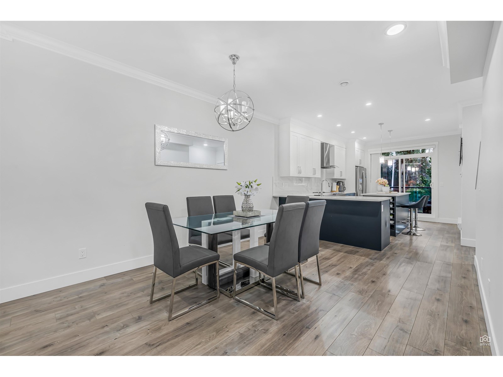 Photo 7 of 10 13898 64 Avenue, Surrey BC