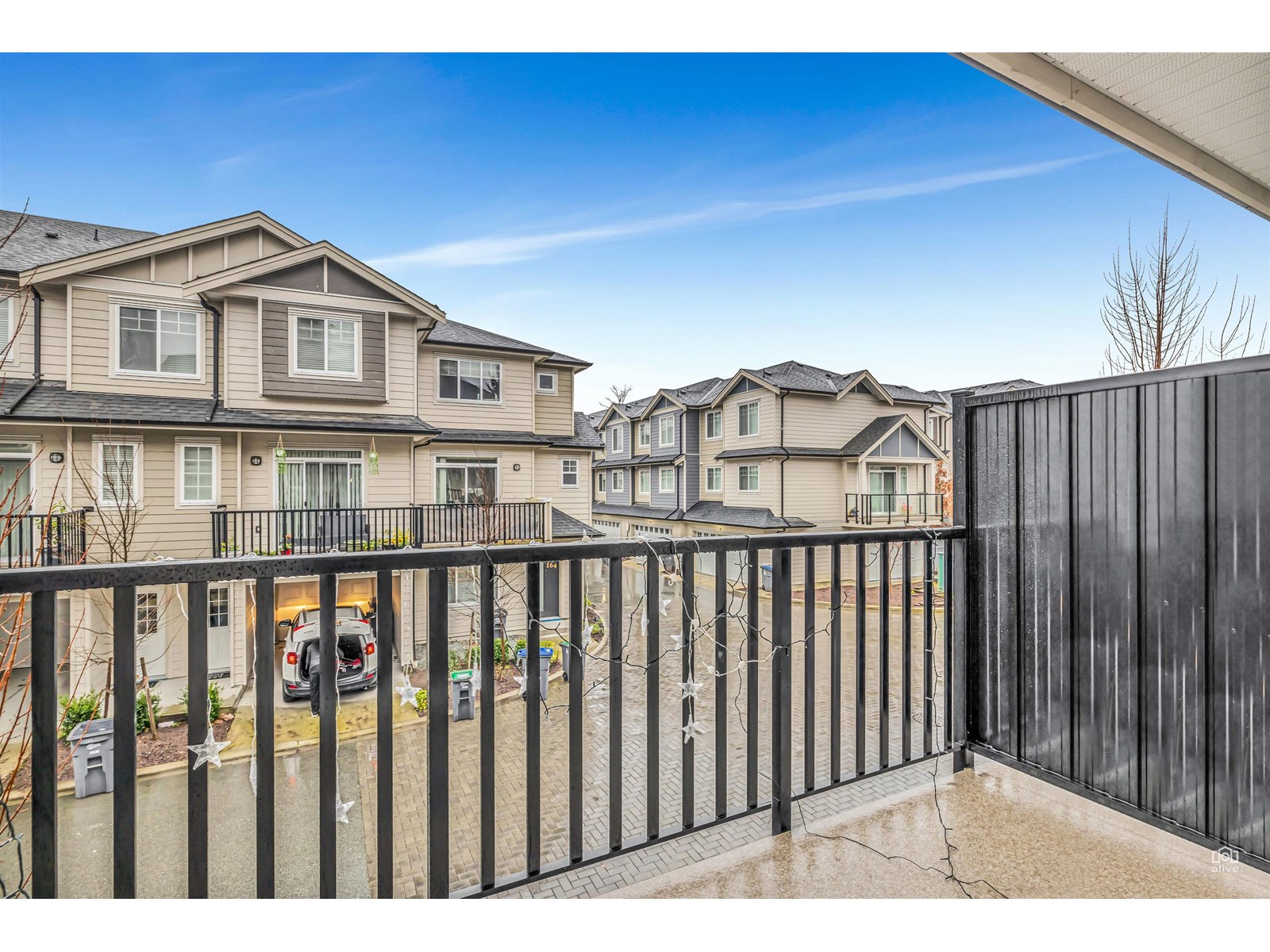Photo 8 of 10 13898 64 Avenue, Surrey BC