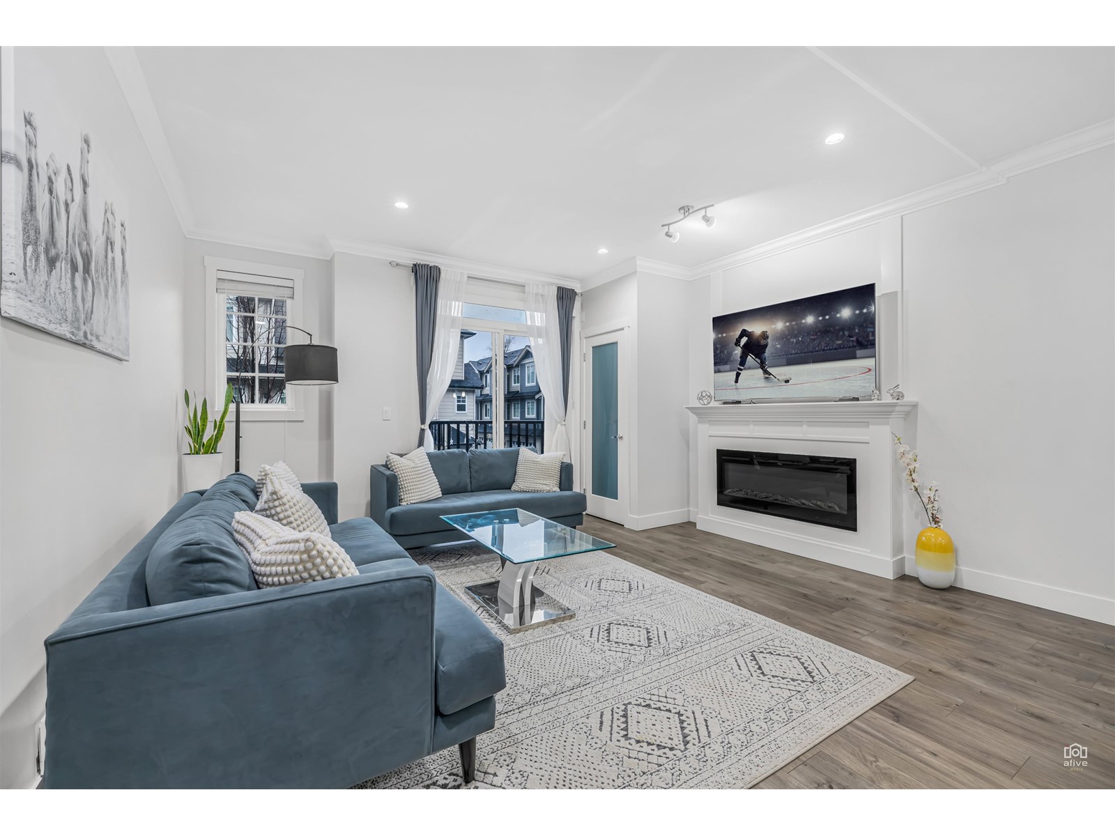 Photo 11 of 10 13898 64 Avenue, Surrey BC