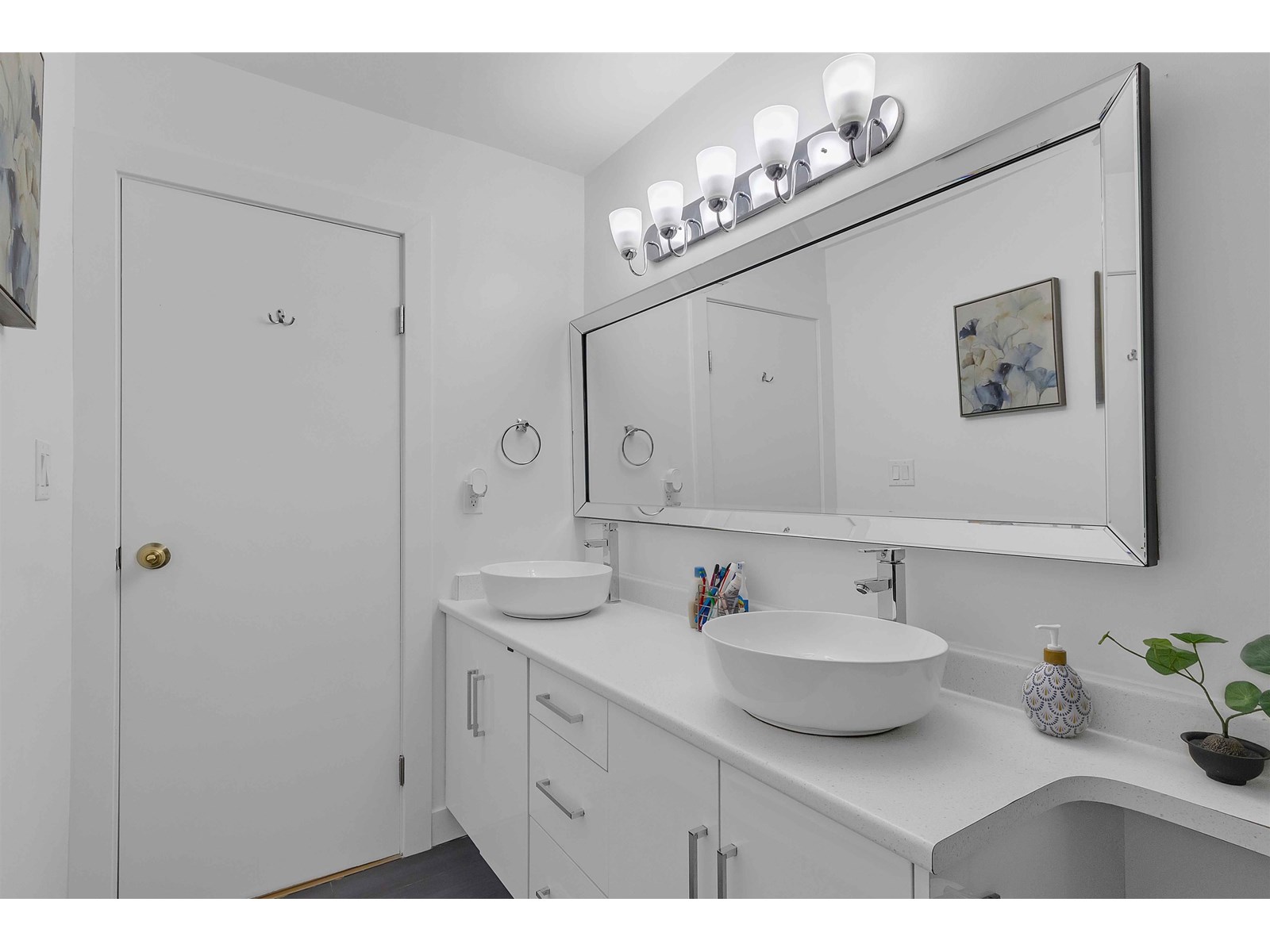 Photo 4 of 138 7321 140 Street, Surrey BC