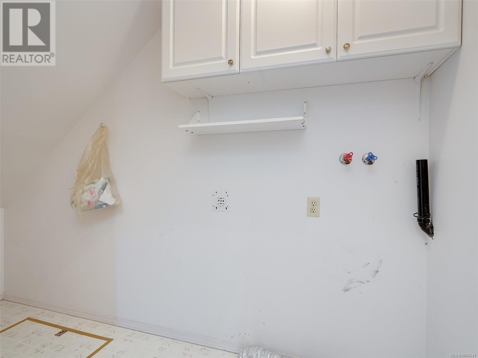 Photo 15 of 6 2775 Grainger Rd, Langford BC