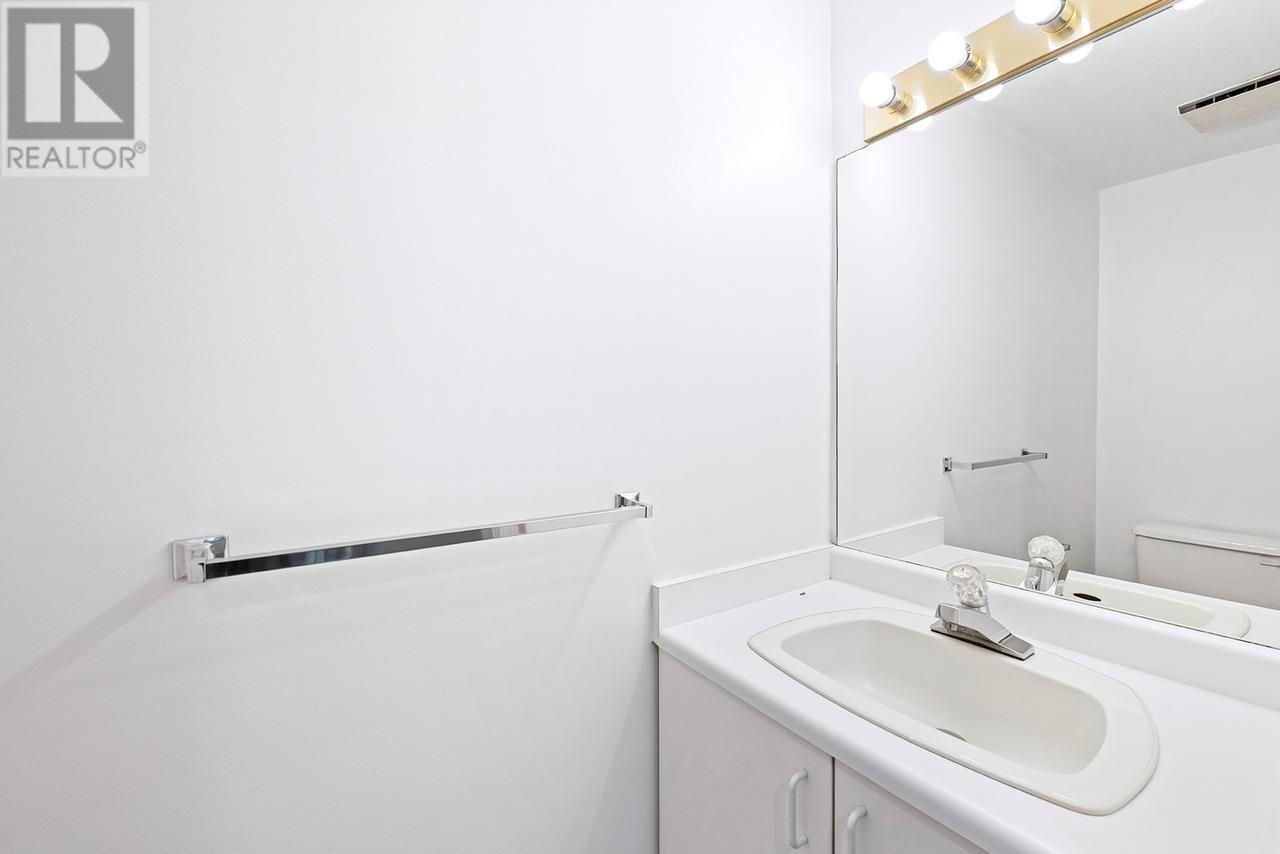 Photo 9 of 8 7380 Minoru Boulevard, Richmond BC