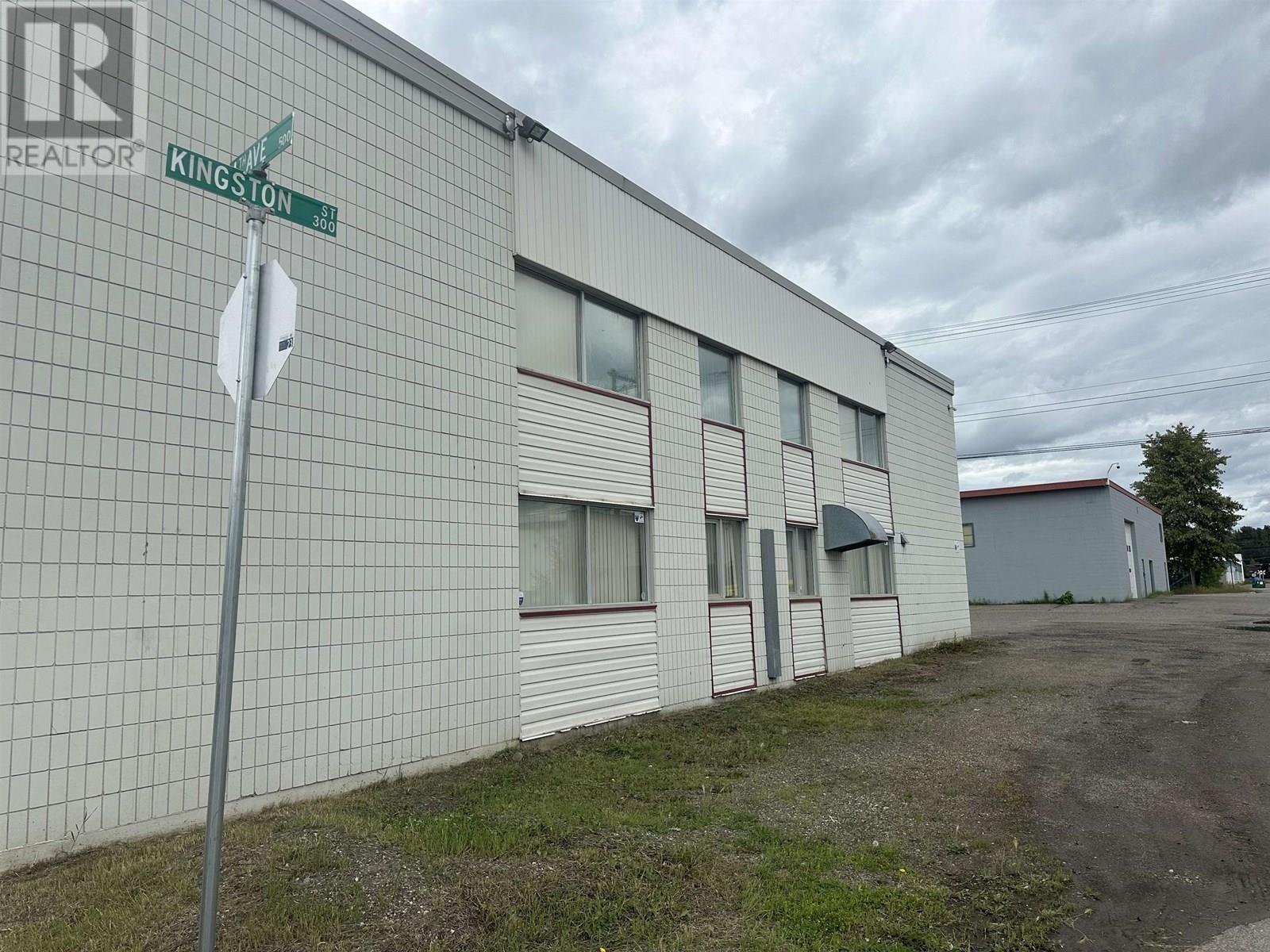 Photo 2 of 502 4th Avenue, Prince George BC
