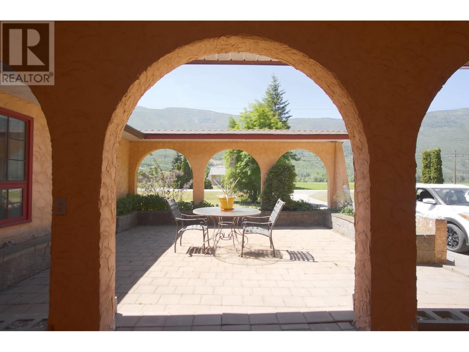 Photo 6 of 131 Salmon River Road, Salmon Arm BC