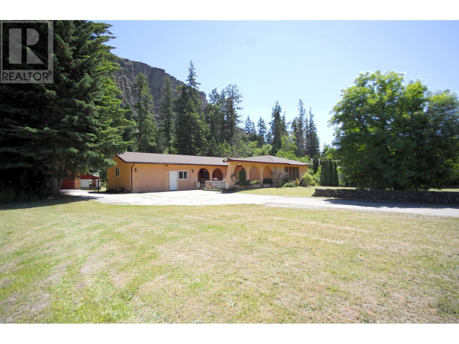 Photo 16 of 131 Salmon River Road, Salmon Arm BC