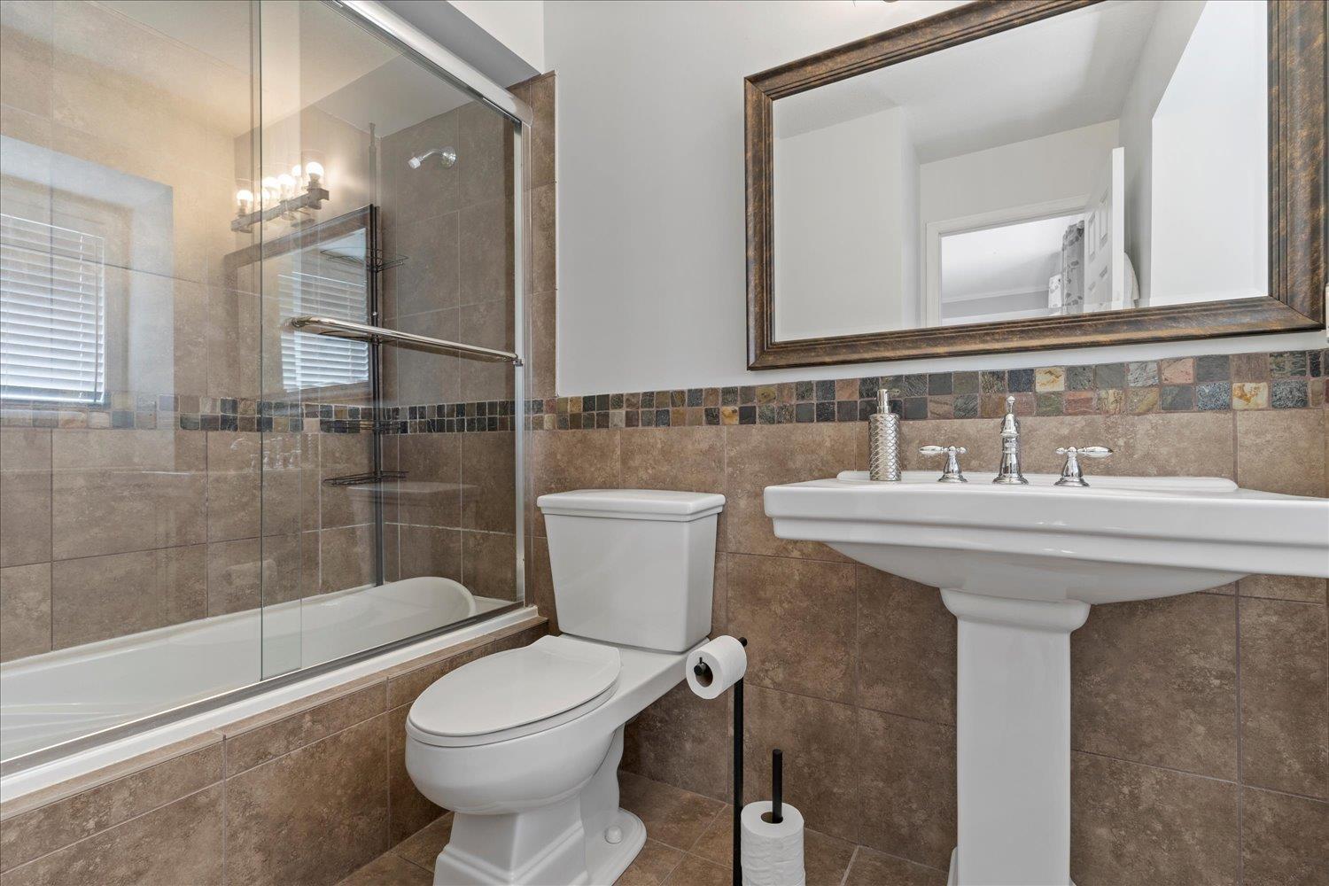 Photo 31 of 34602 Semlin Place, Abbotsford BC
