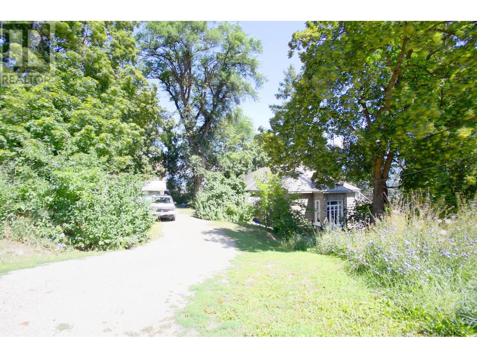 Photo 2 of 117 Cliffview Drive, Enderby BC