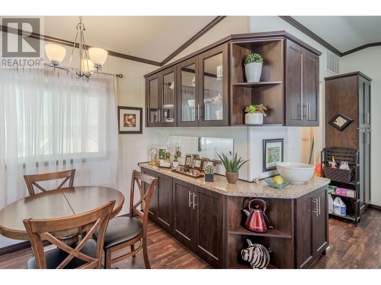 #50 208 8TH STREET - 11