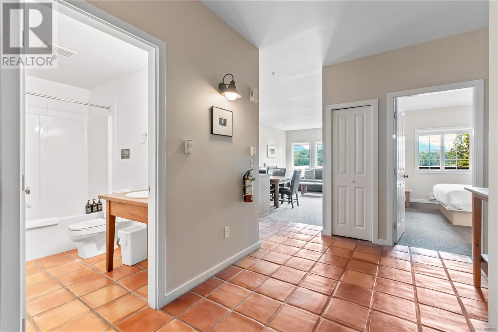 402 1971 Harbour Dr, Ucluelet