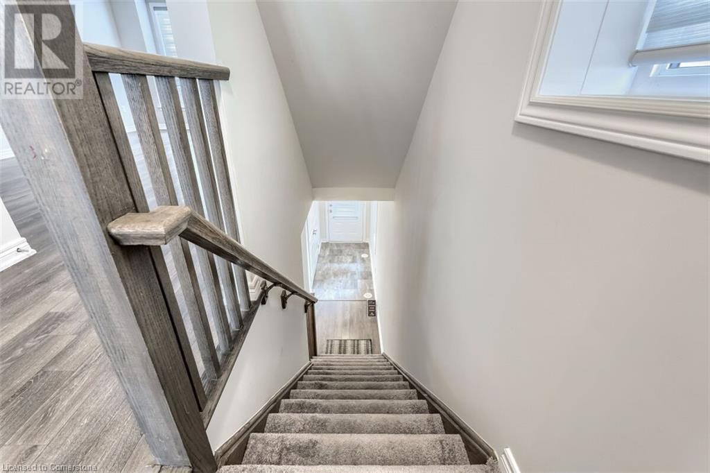 Photo 31 of 12 Rapids Lane, Hamilton ON