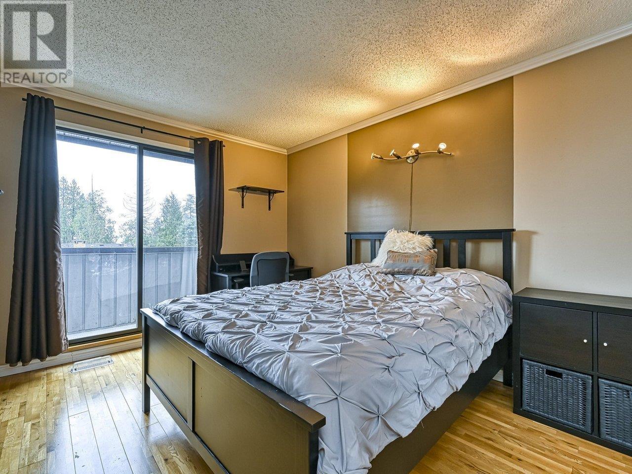 Photo 10 of 8 2980 Mariner Way, Coquitlam BC