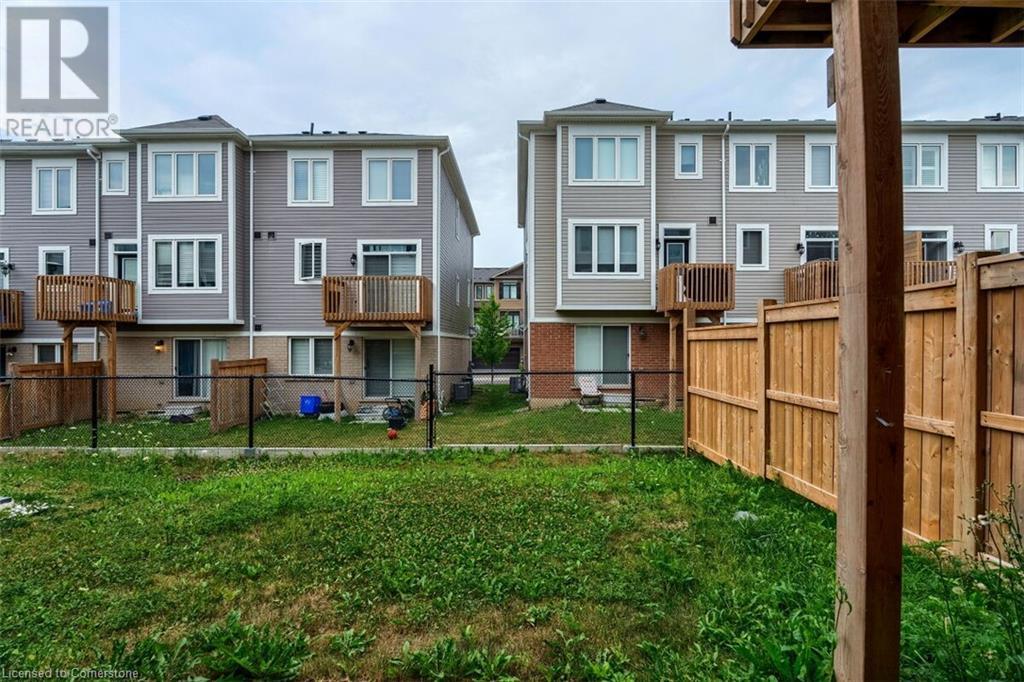 Photo 11 of 12 Rapids Lane, Hamilton ON