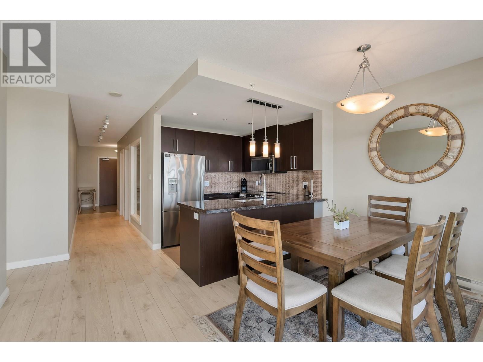 Photo 13 of 3601 888 Carnarvon Street, New Westminster BC