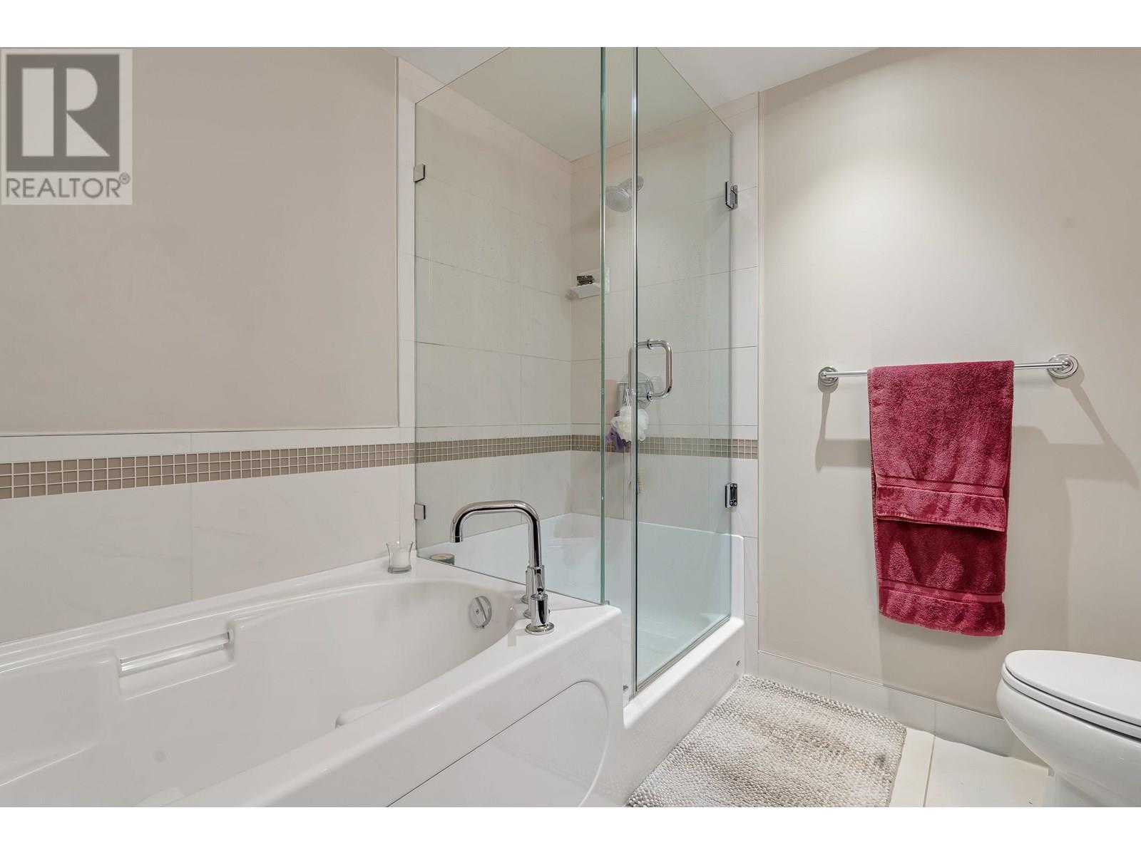 Photo 14 of 3601 888 Carnarvon Street, New Westminster BC