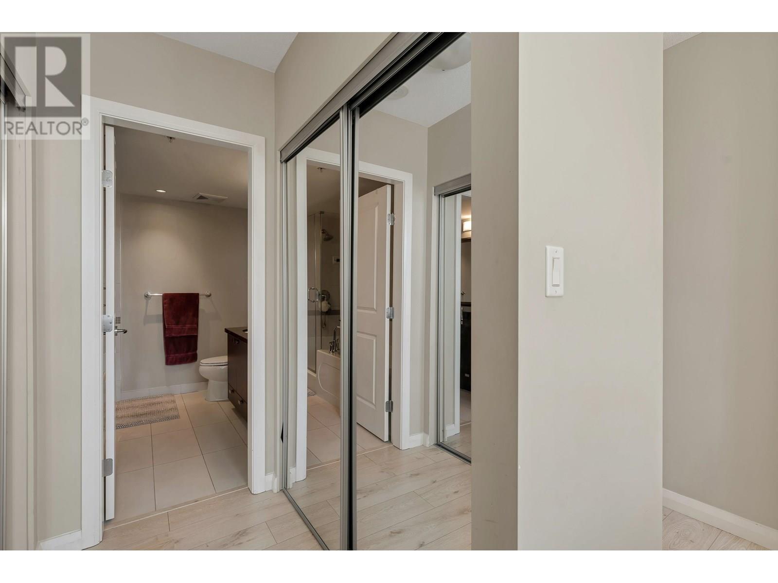 Photo 1 of 3601 888 Carnarvon Street, New Westminster BC