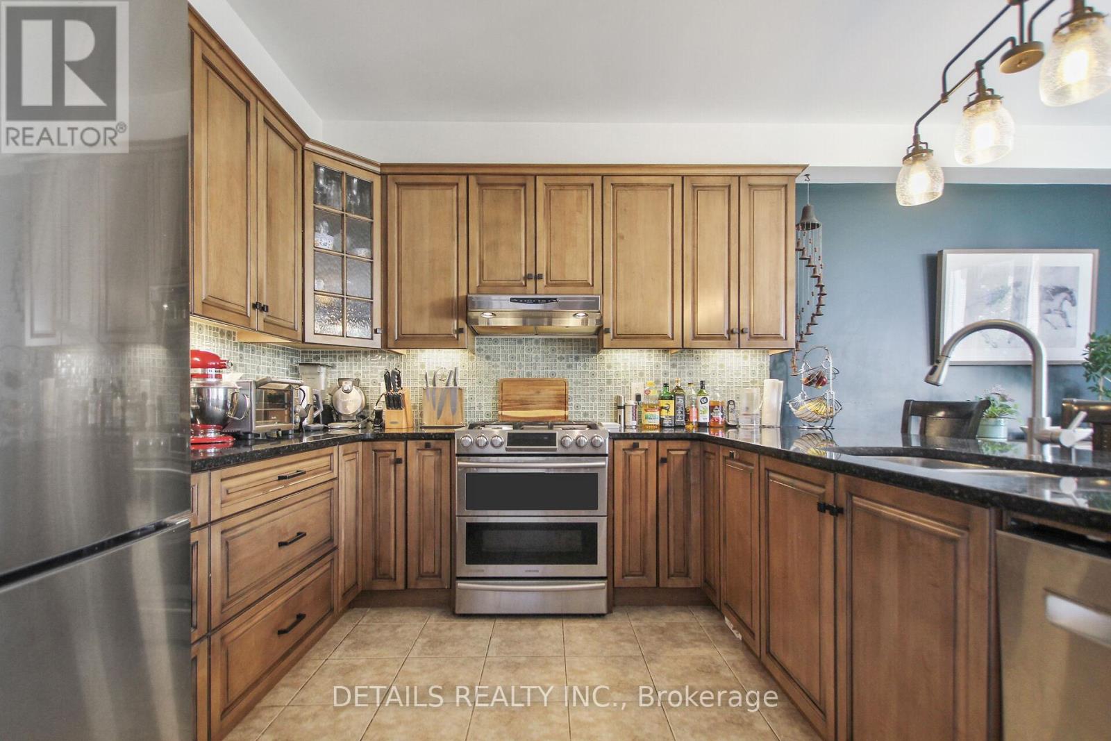 Photo 17 of 160 Asper Trail Circle, Ottawa ON