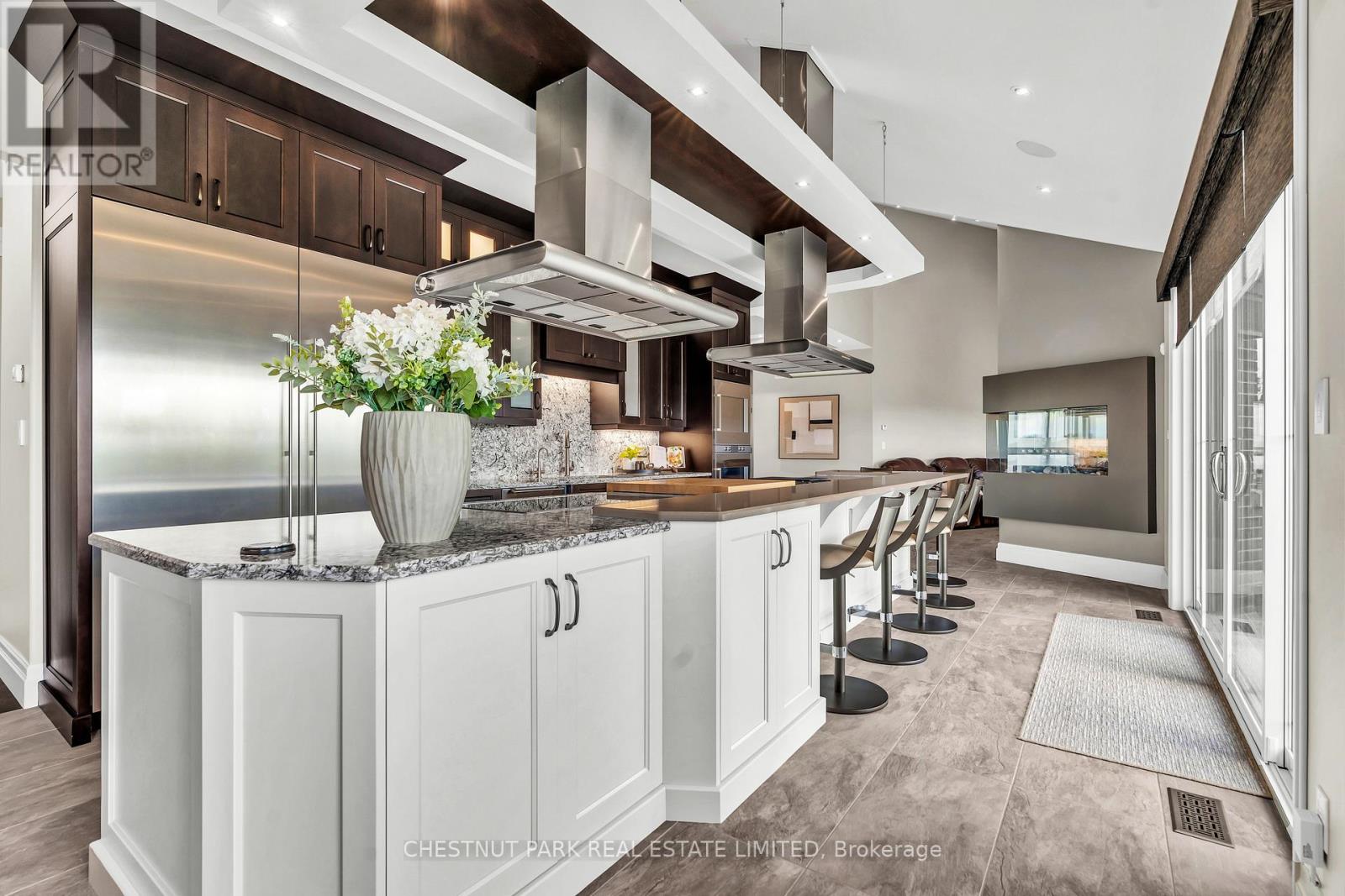 Photo 18 of 46 Anita Drive, Wellesley ON