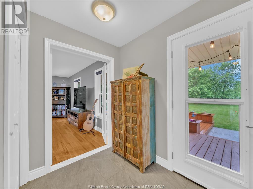 Photo 4 of 1418 County Rd 31, Lakeshore ON