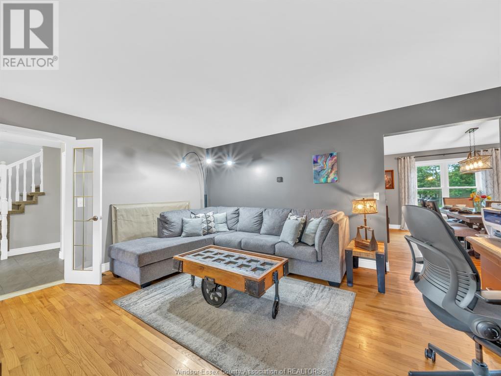 Photo 5 of 1418 County Rd 31, Lakeshore ON