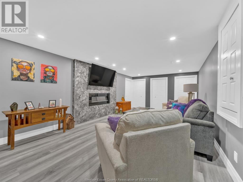 Photo 21 of 1418 County Rd 31, Lakeshore ON